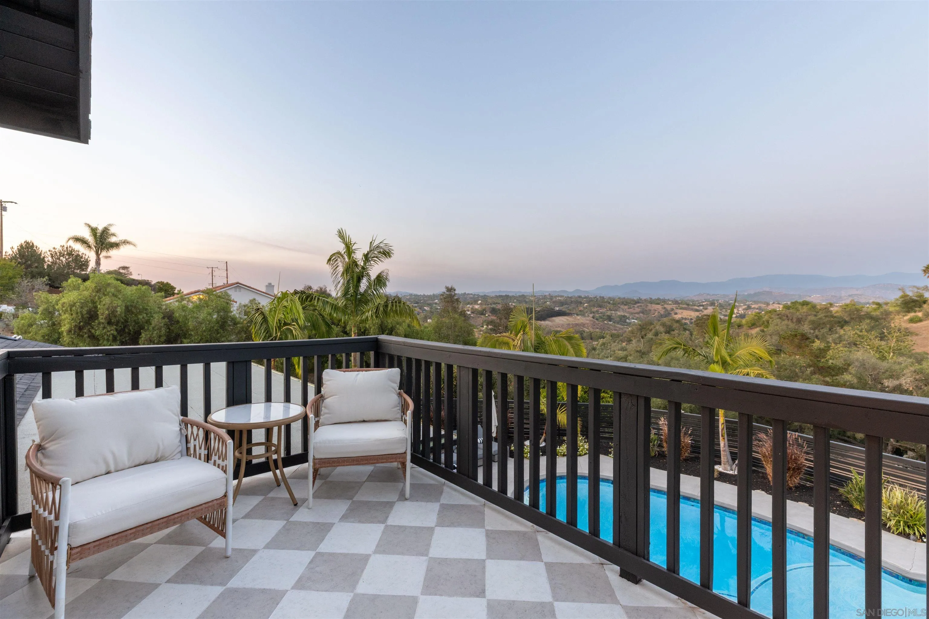 521 Rancho Camino