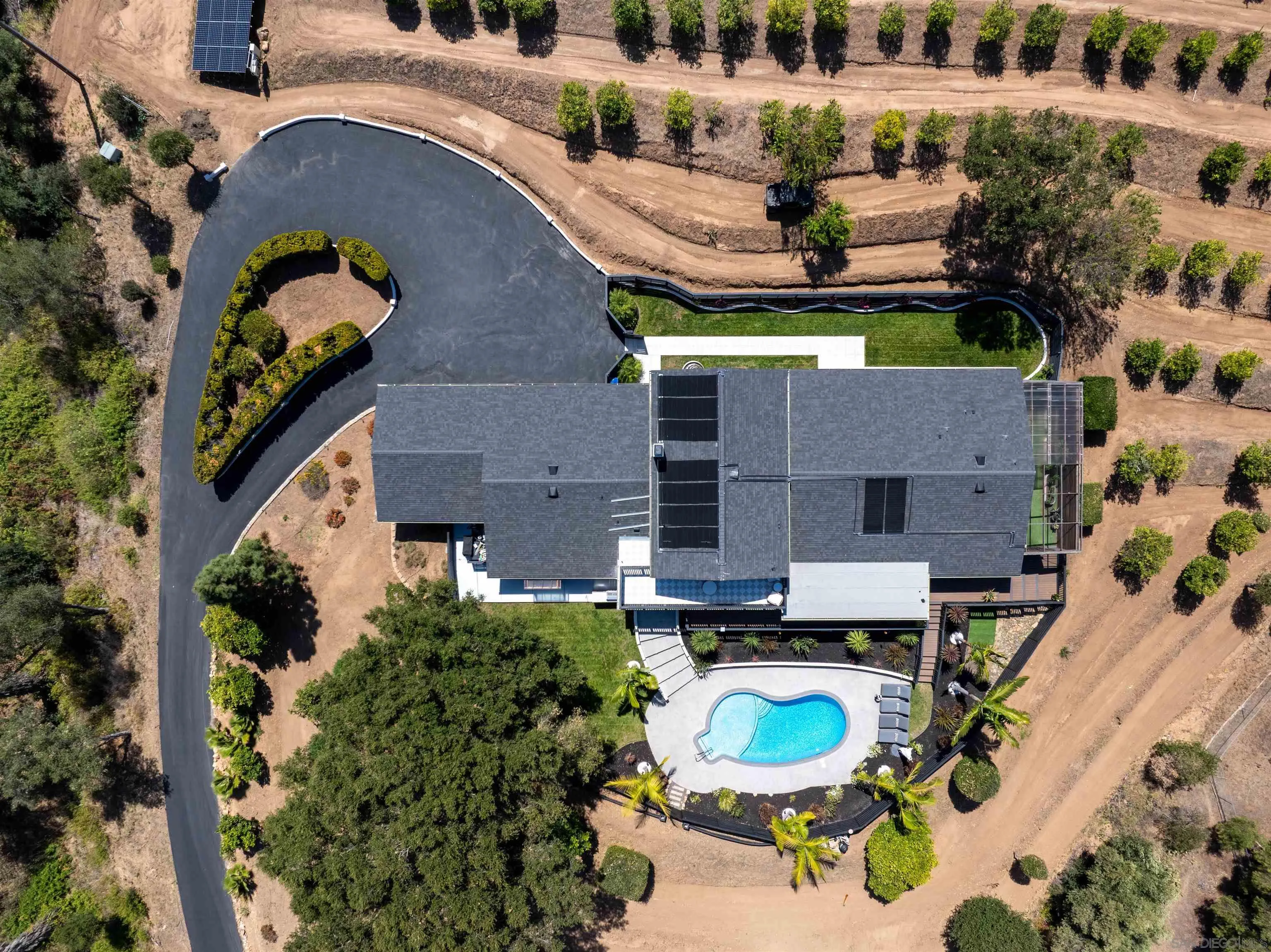521 Rancho Camino