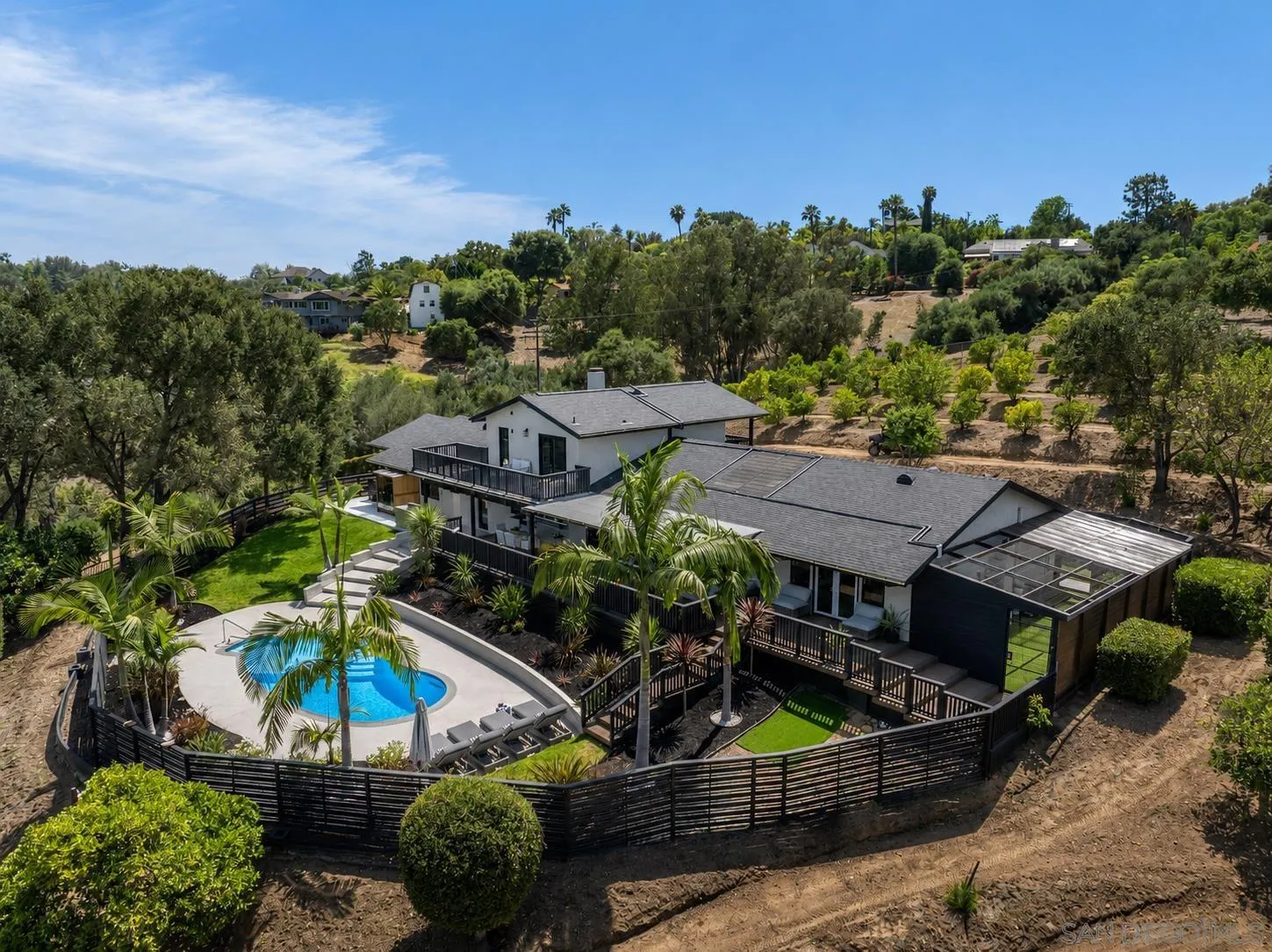 521 Rancho Camino
