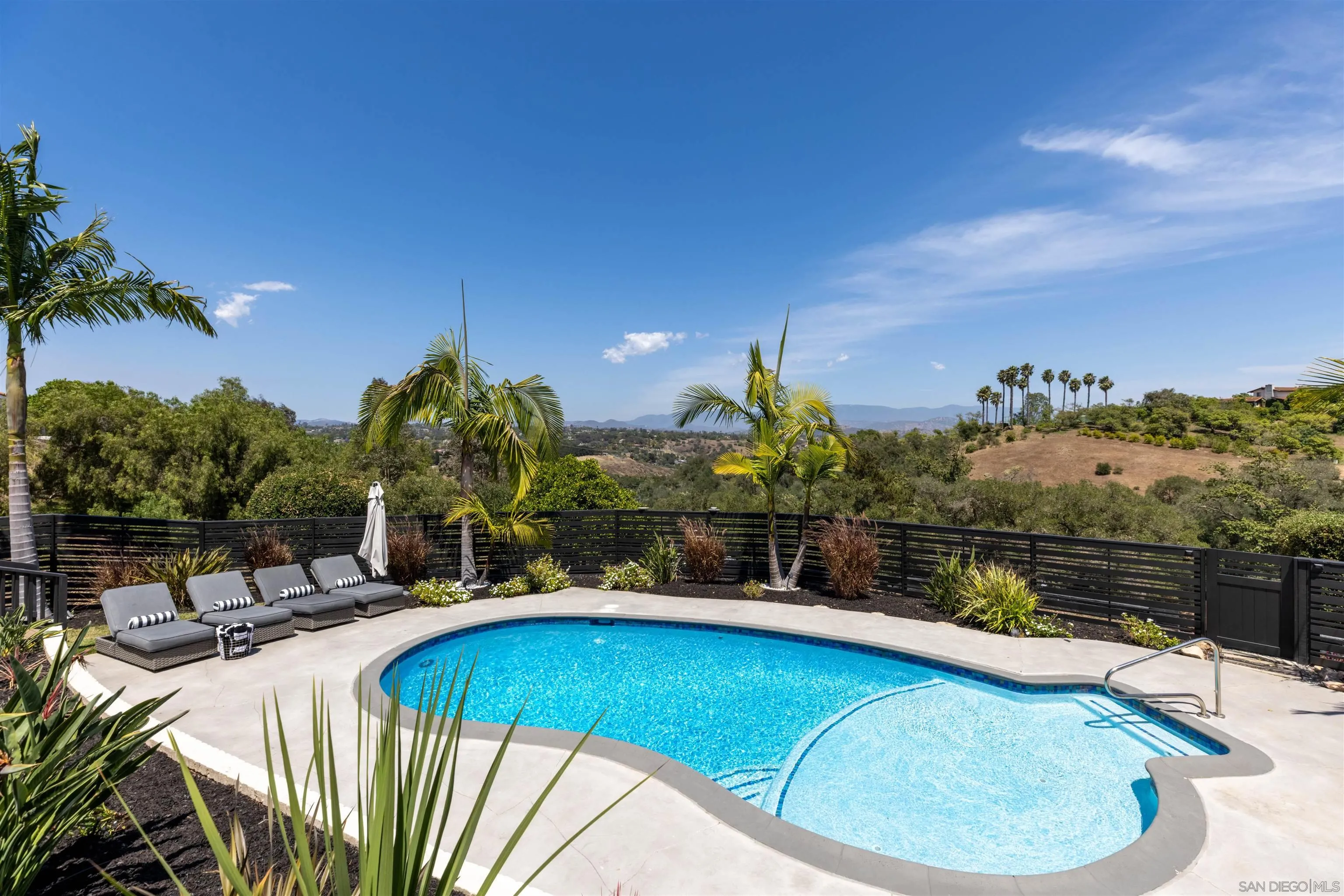 521 Rancho Camino