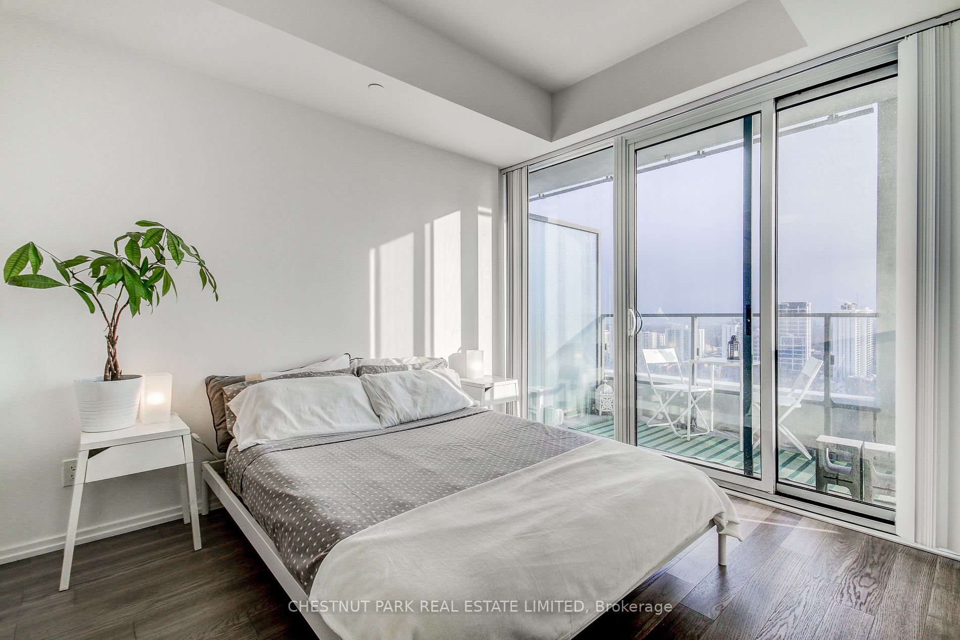 5 Soudan Ave Unit: 2901