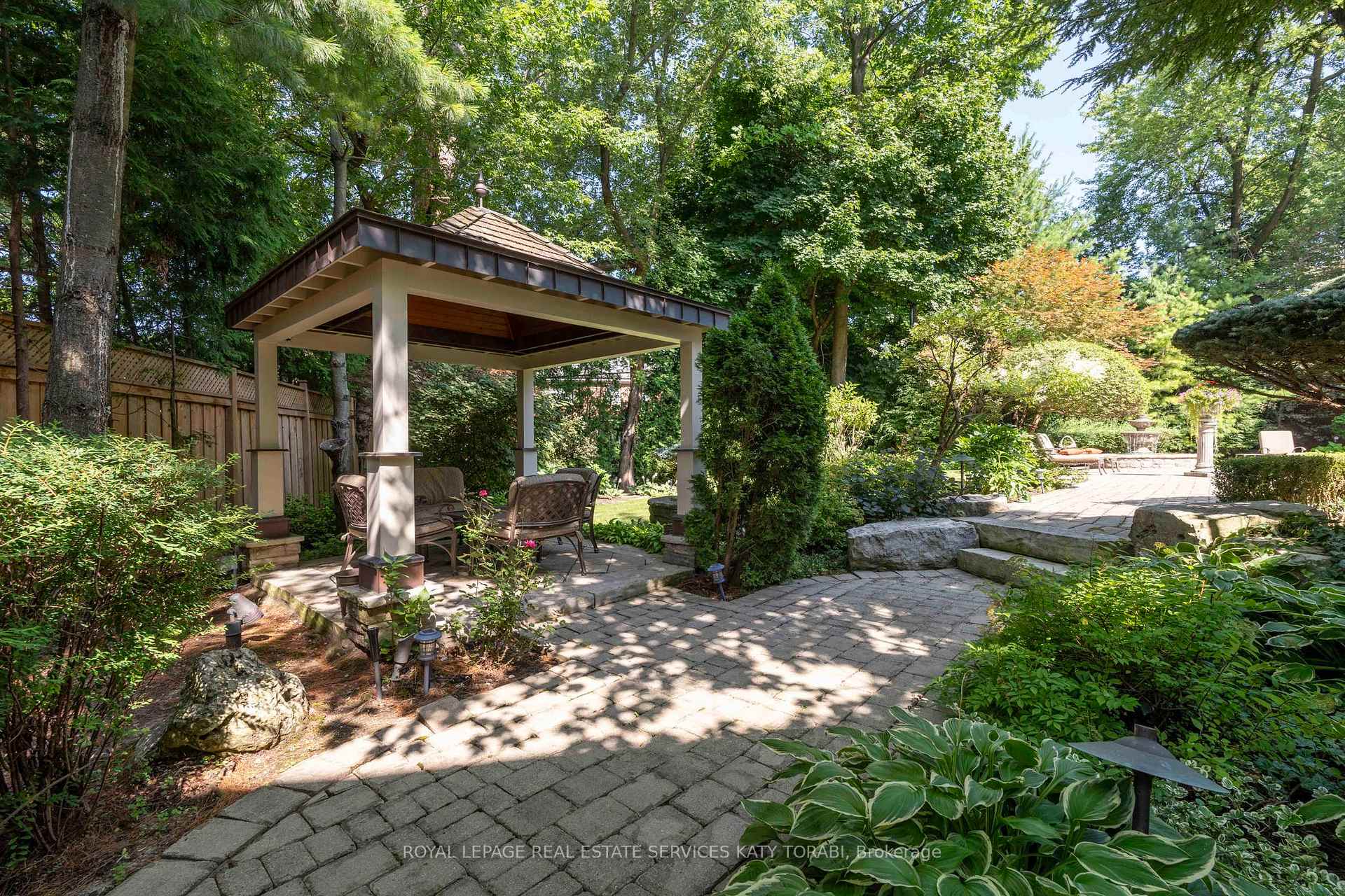 11 Doon Road, Toronto