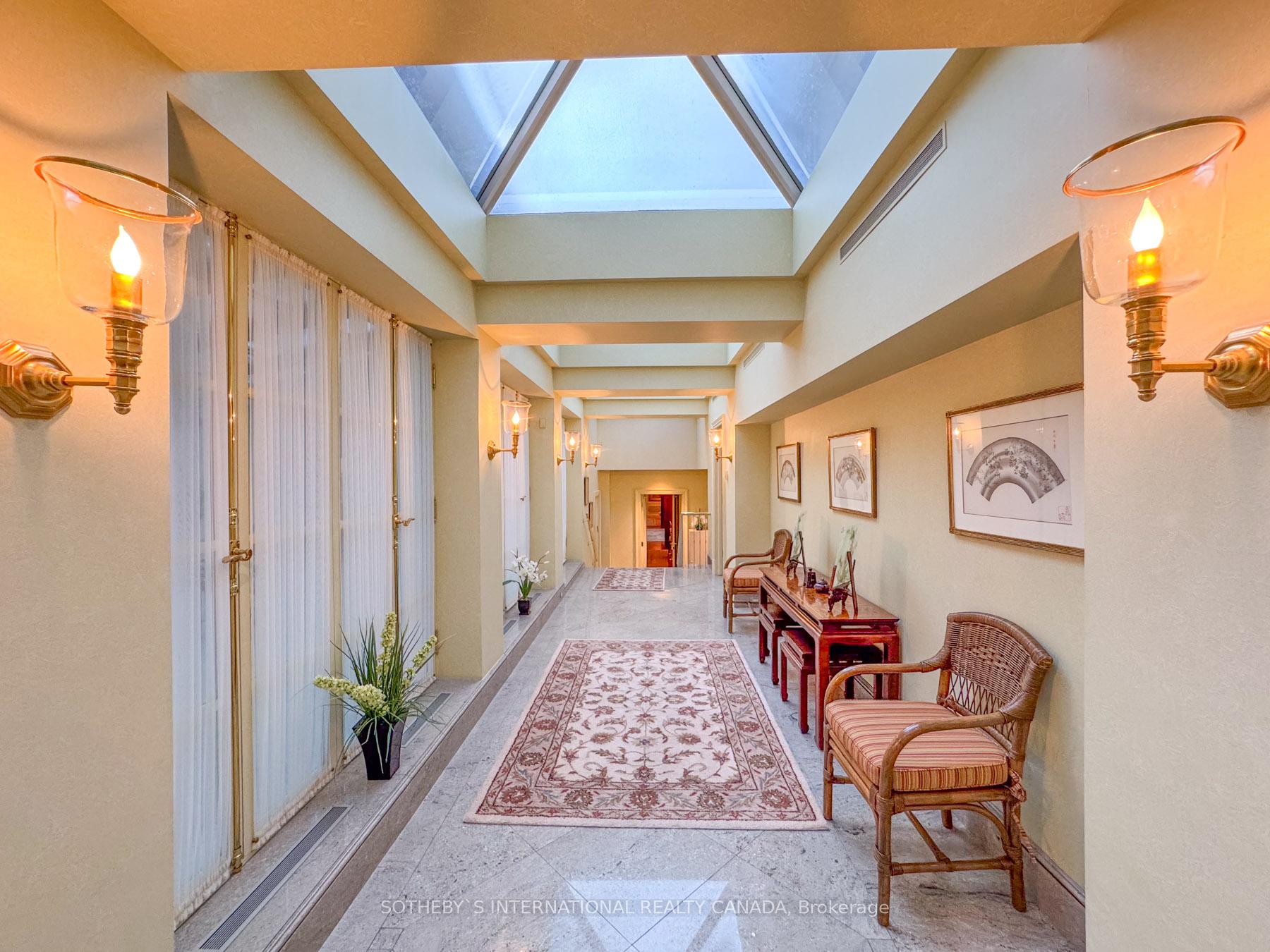 241 Strathallan Wood, Toronto