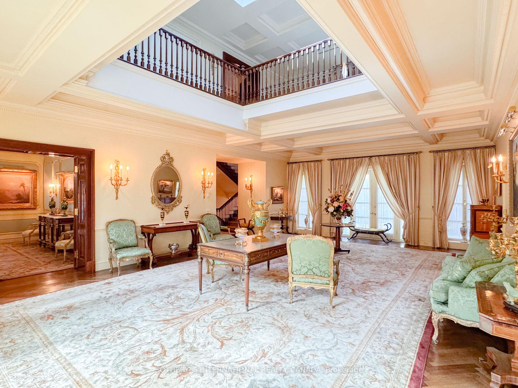 241 Strathallan Wood, Toronto