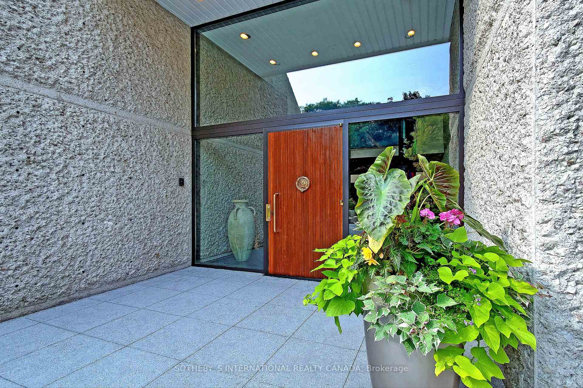 30 High Point Road, Toronto