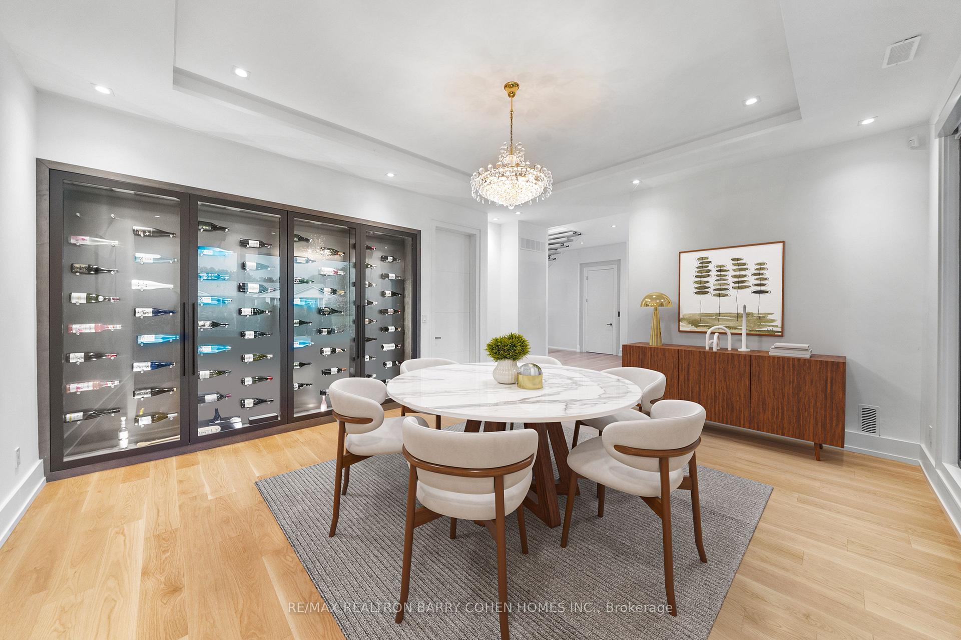 28 Brian Cliff Drive, Toronto