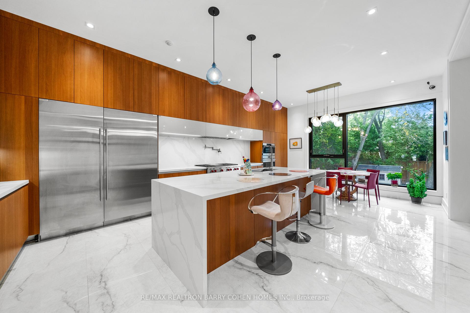 28 Brian Cliff Drive, Toronto