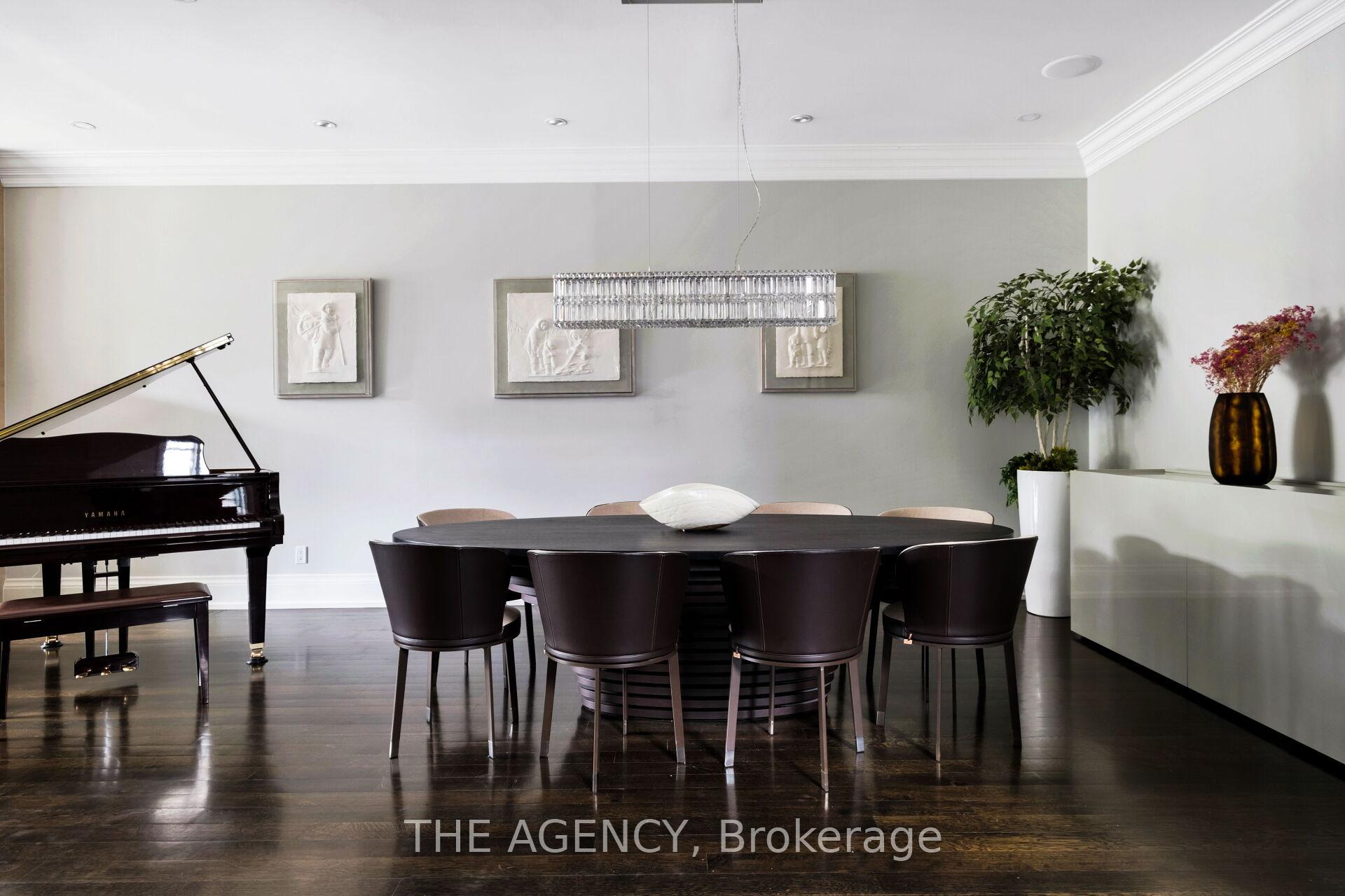 190 Forest Hill Road, Toronto C03