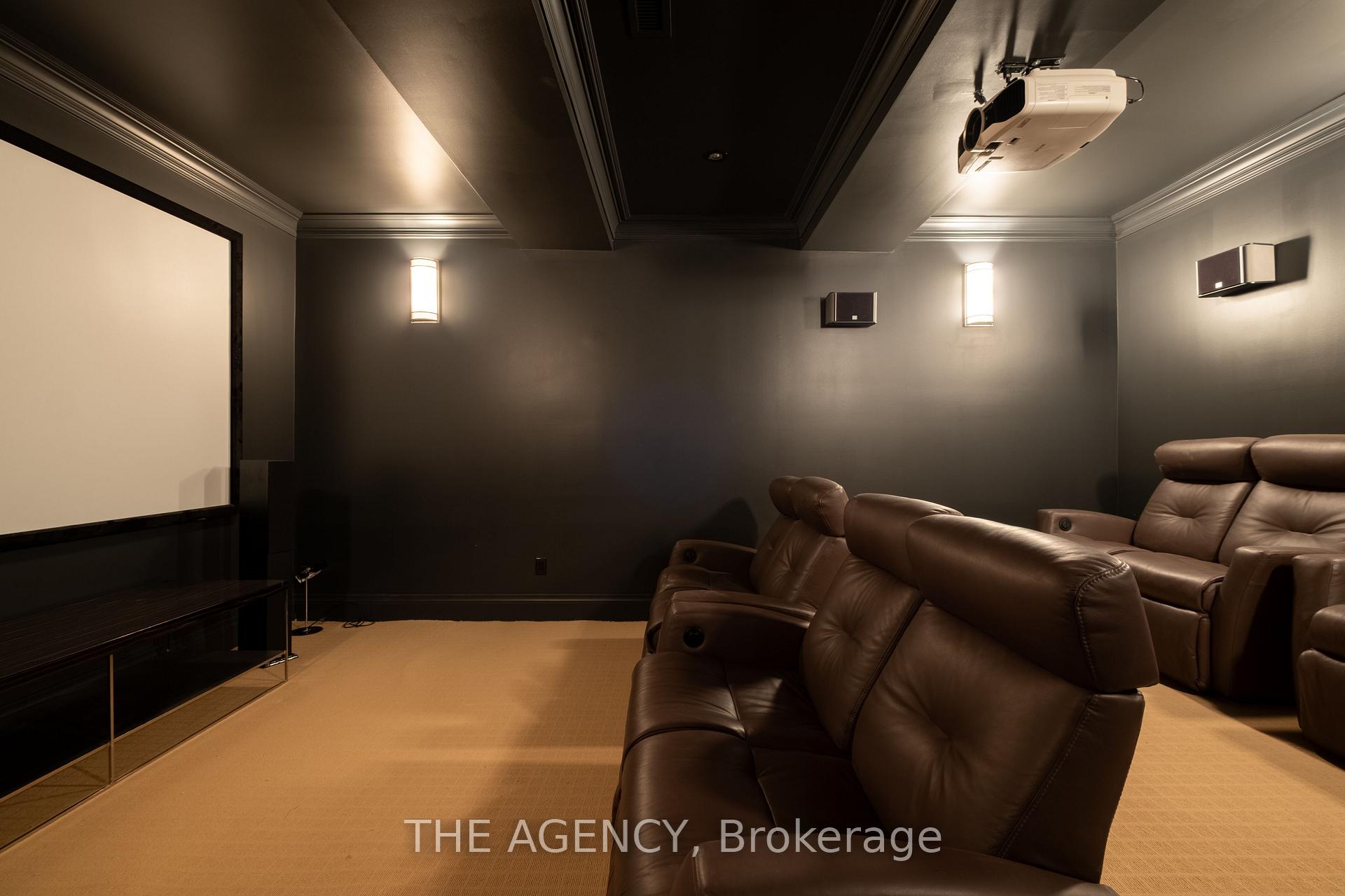 190 Forest Hill Road, Toronto C03