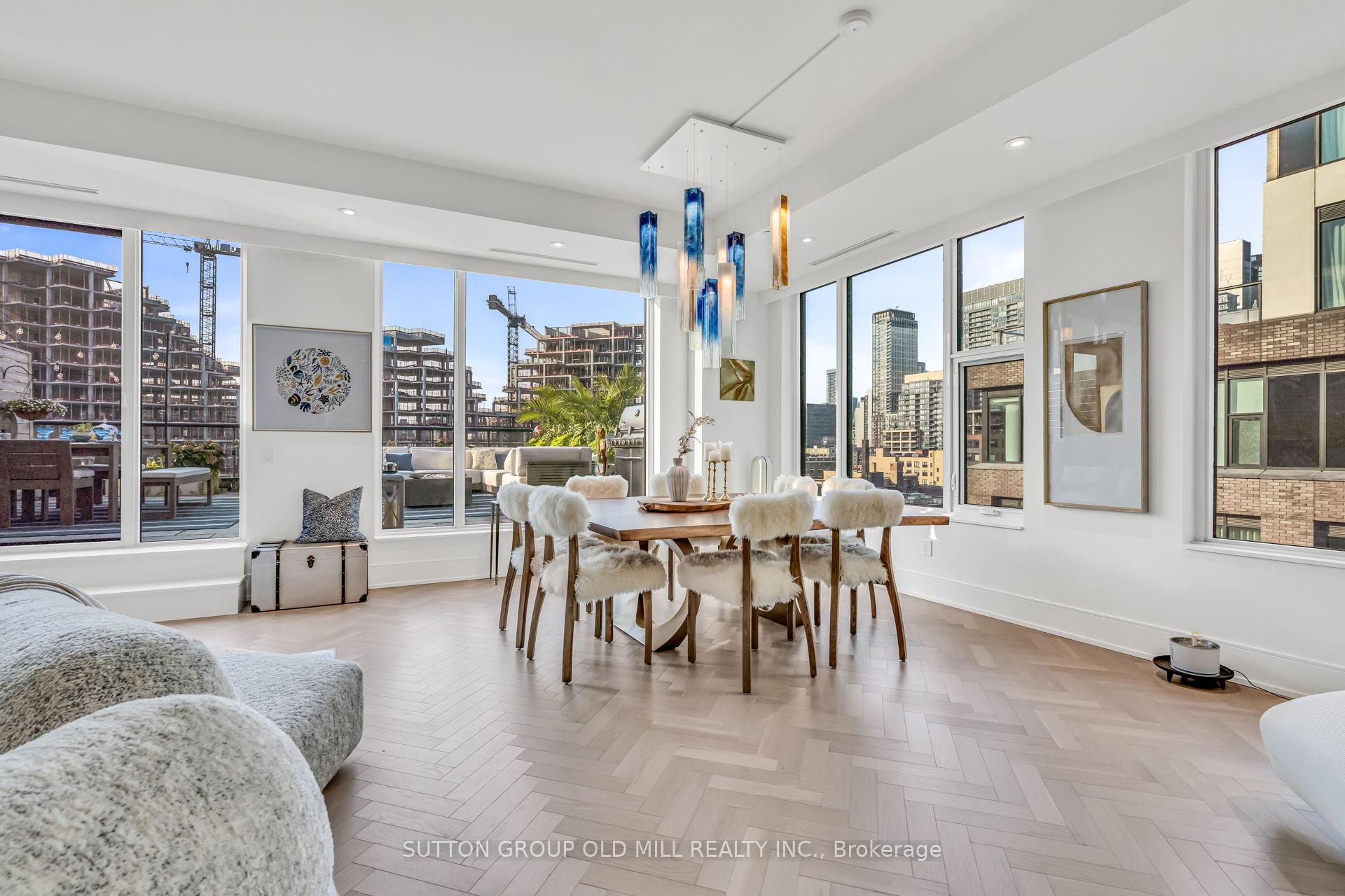 455 Wellington Street W 711, Toronto C01 Unit: 711