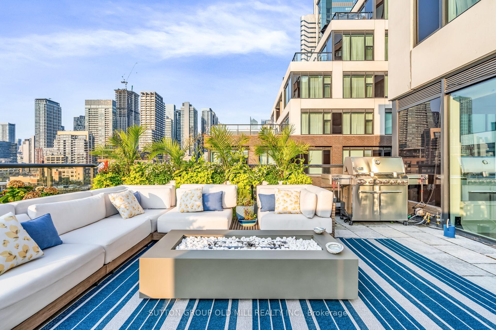 455 Wellington Street W 711, Toronto C01 Unit: 711