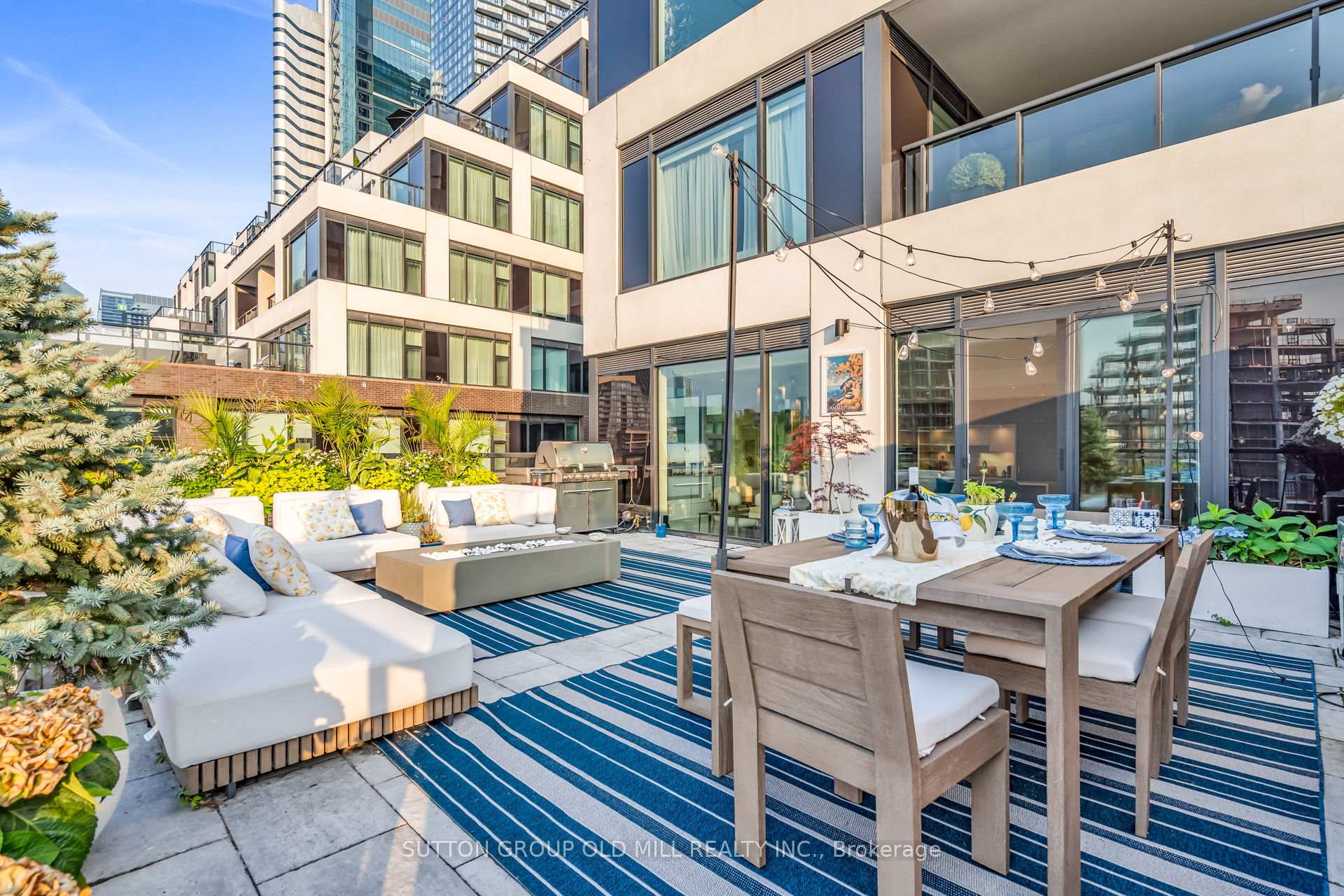 455 Wellington Street W 711, Toronto C01 Unit: 711