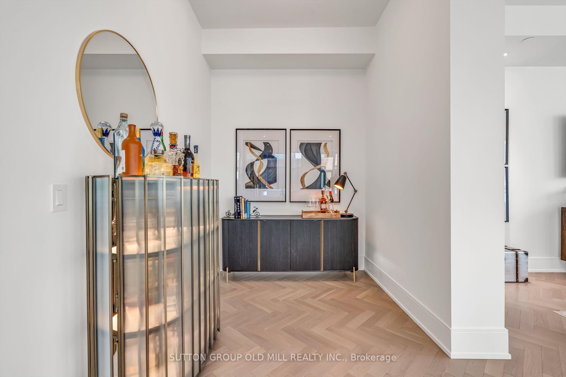 455 Wellington Street W 711, Toronto C01 Unit: 711