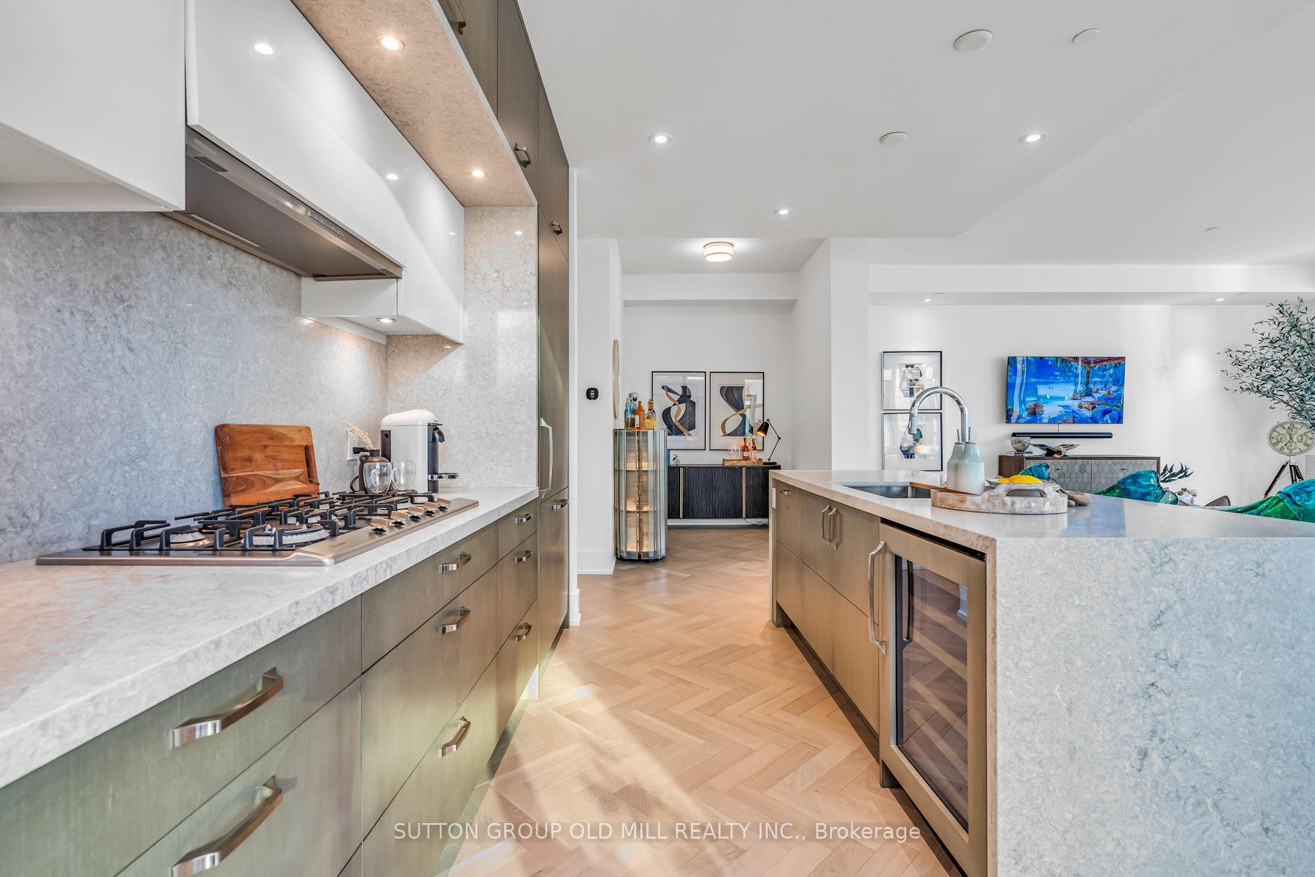 455 Wellington Street W 711, Toronto C01 Unit: 711