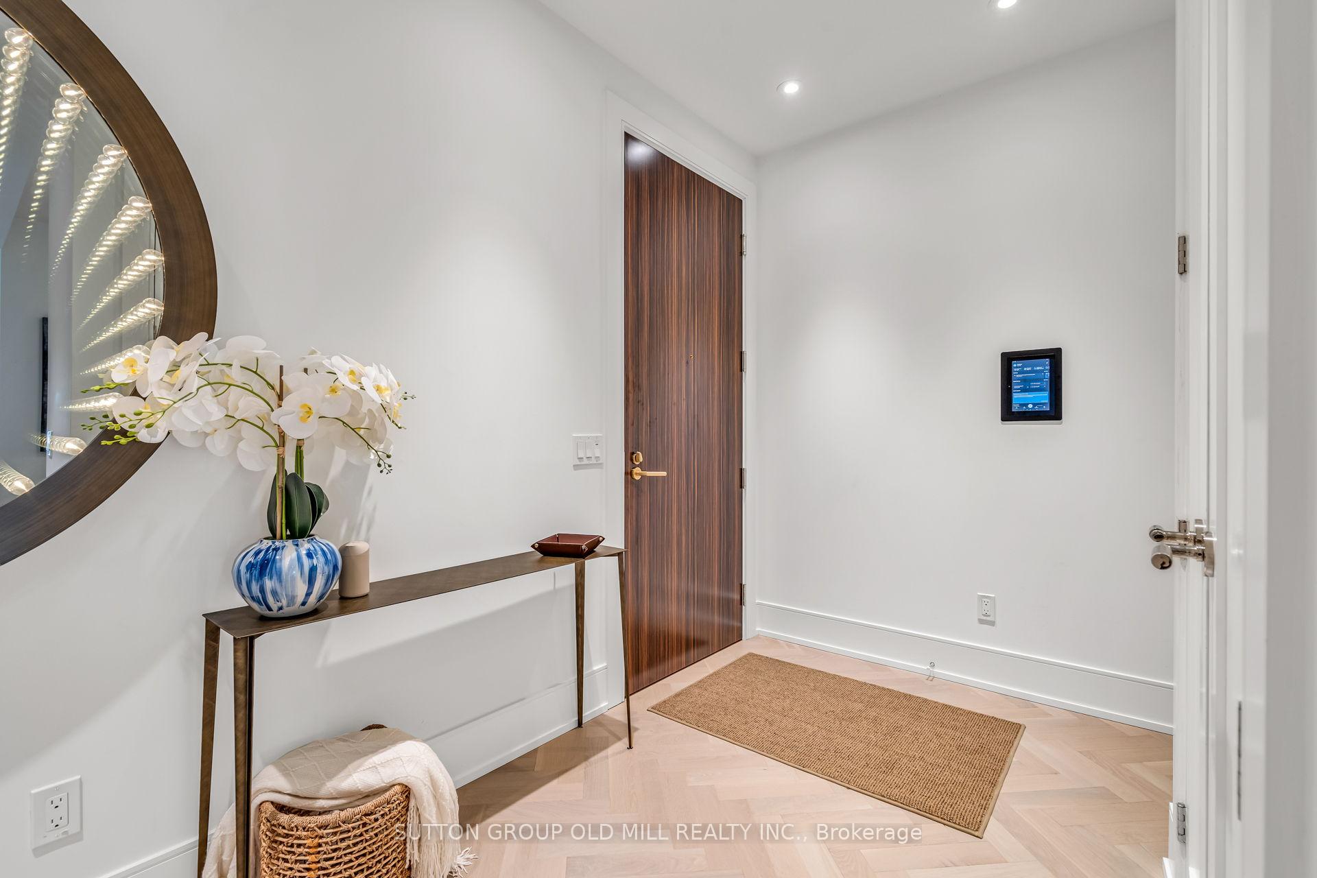 455 Wellington Street W 711, Toronto C01 Unit: 711