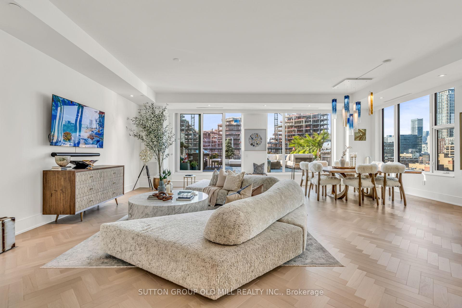 455 Wellington Street W 711, Toronto C01 Unit: 711