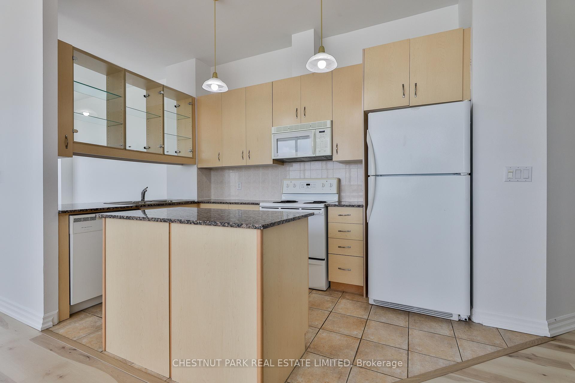 797 Don Mills Road 1108, Toronto C11 Unit: 1108