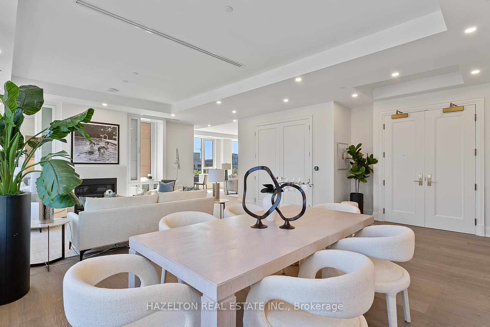 128 Hazelton Avenue 802