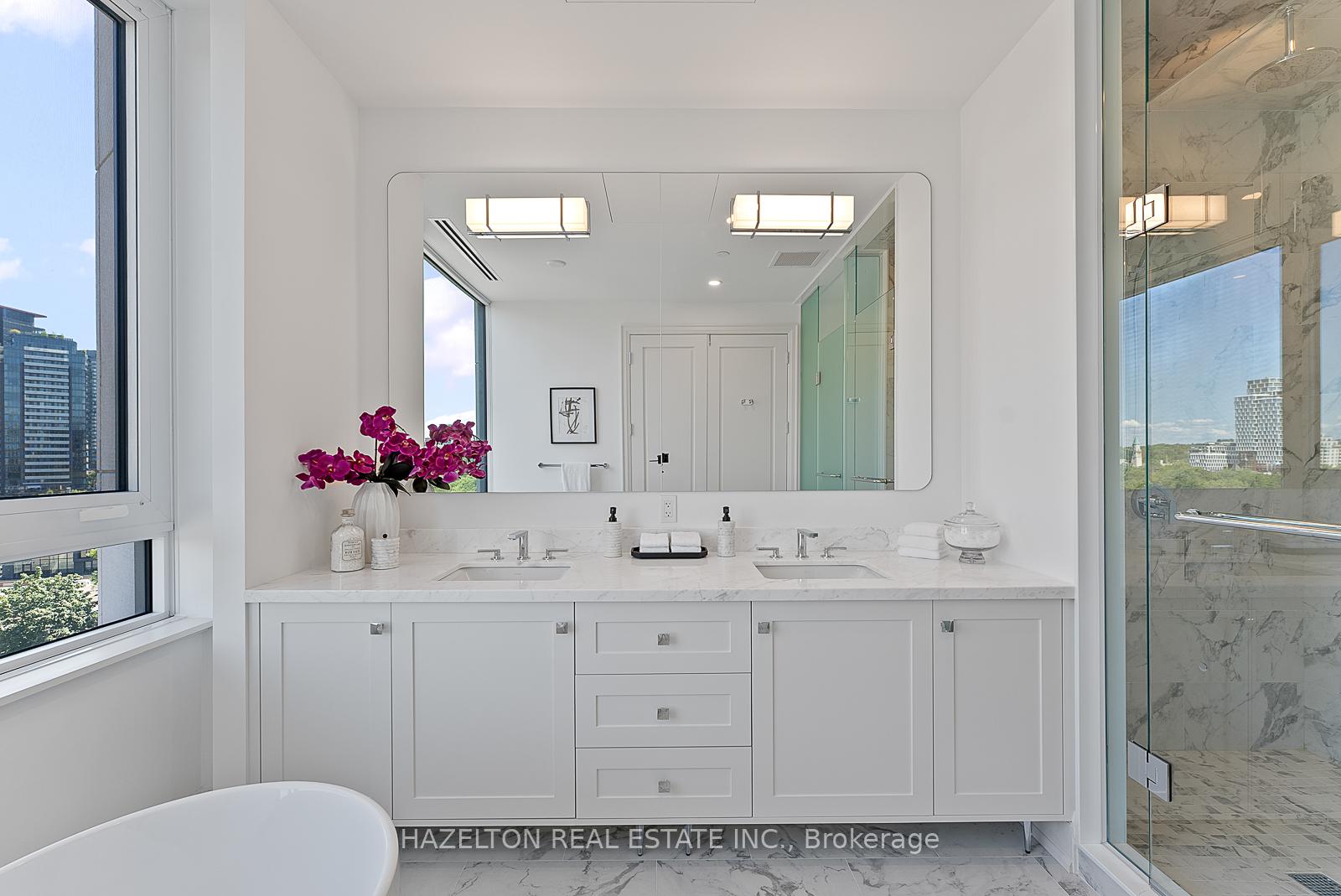 128 Hazelton Avenue 802