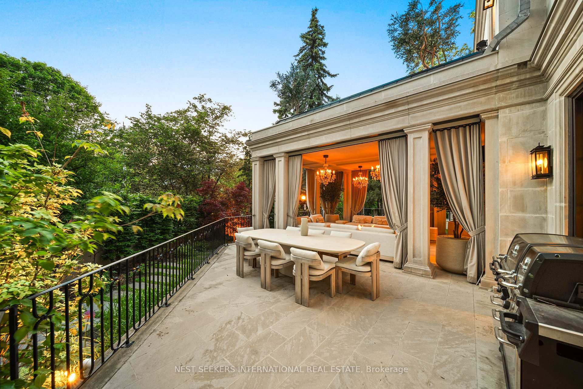 100 Ardwold Gate