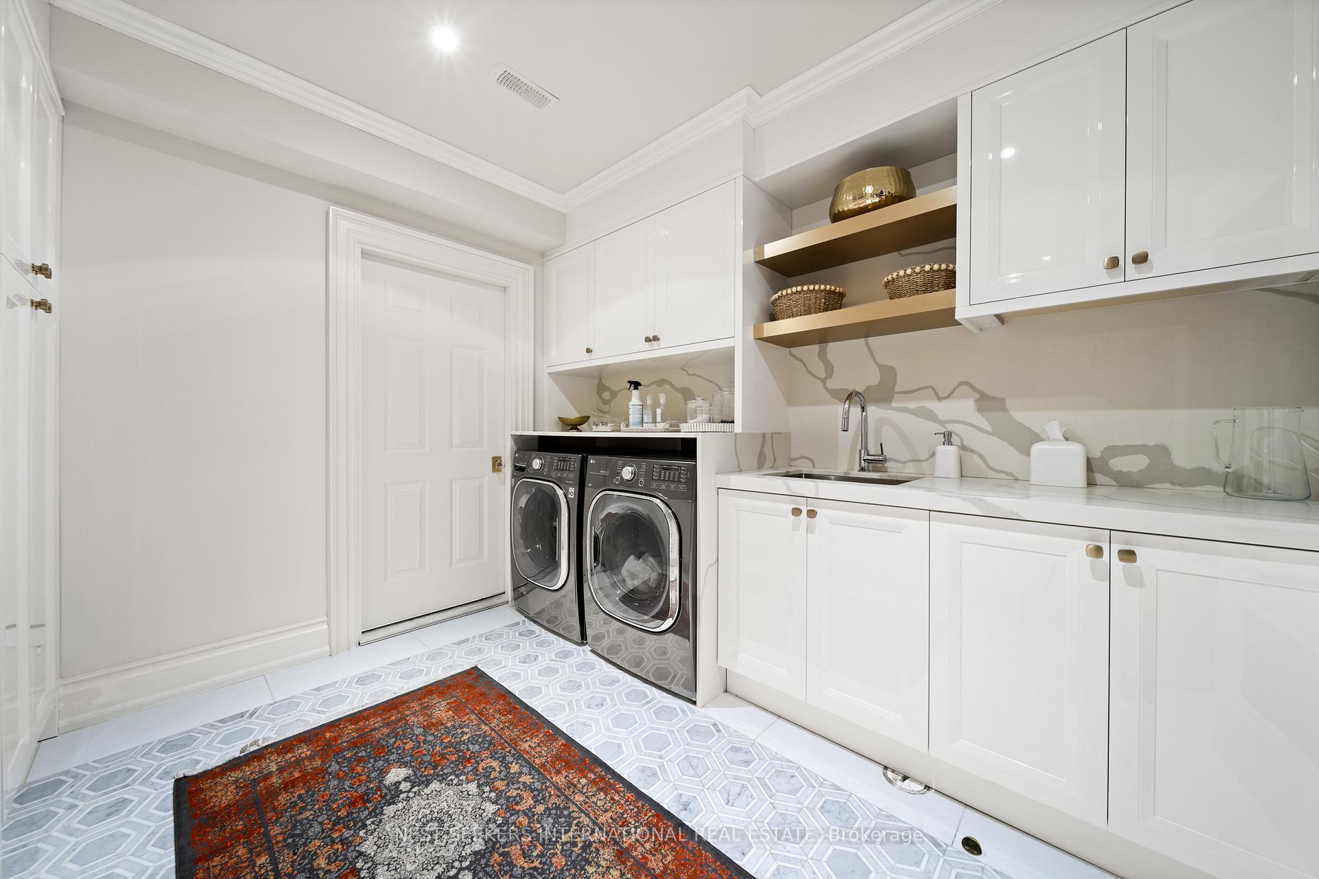 100 Ardwold Gate