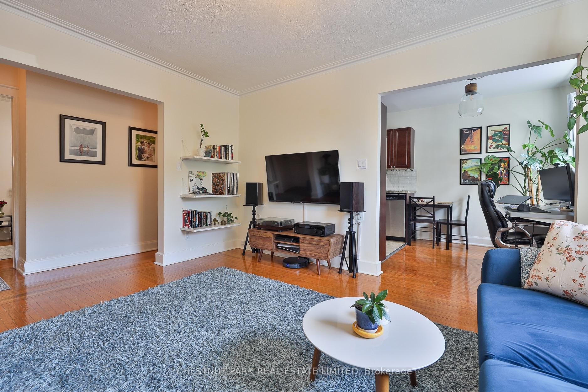 1648 Bathurst Street 5