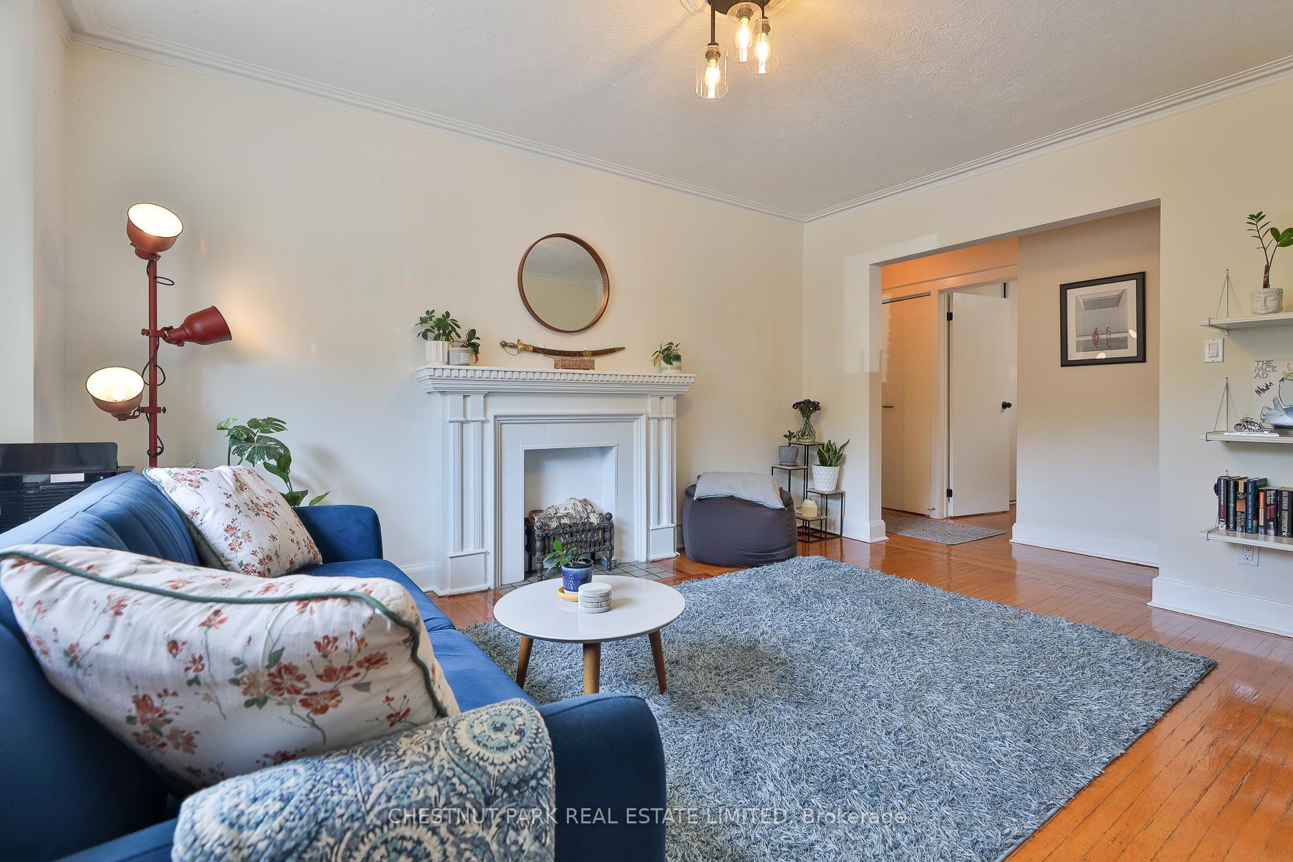 1648 Bathurst Street 5