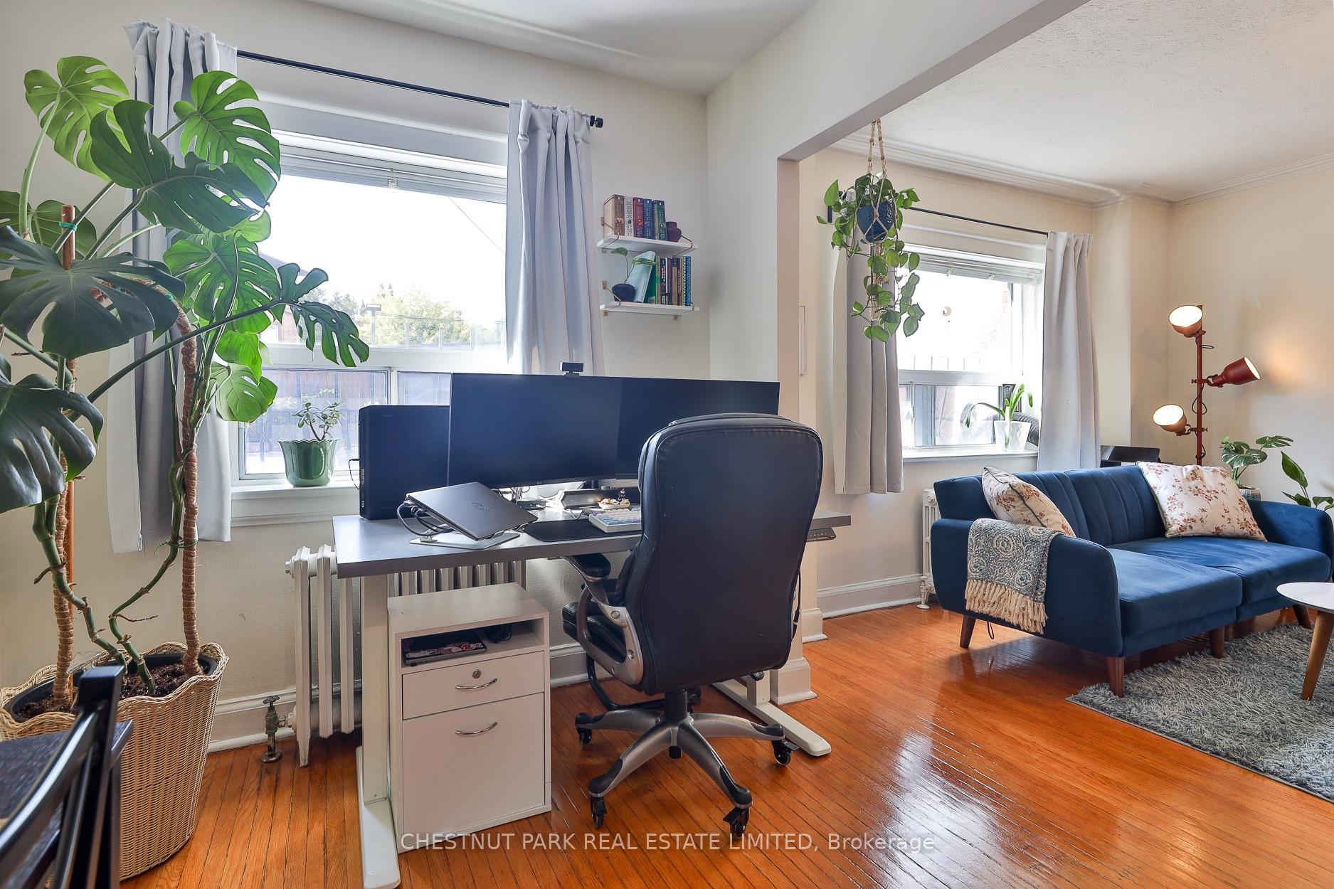 1648 Bathurst Street 5
