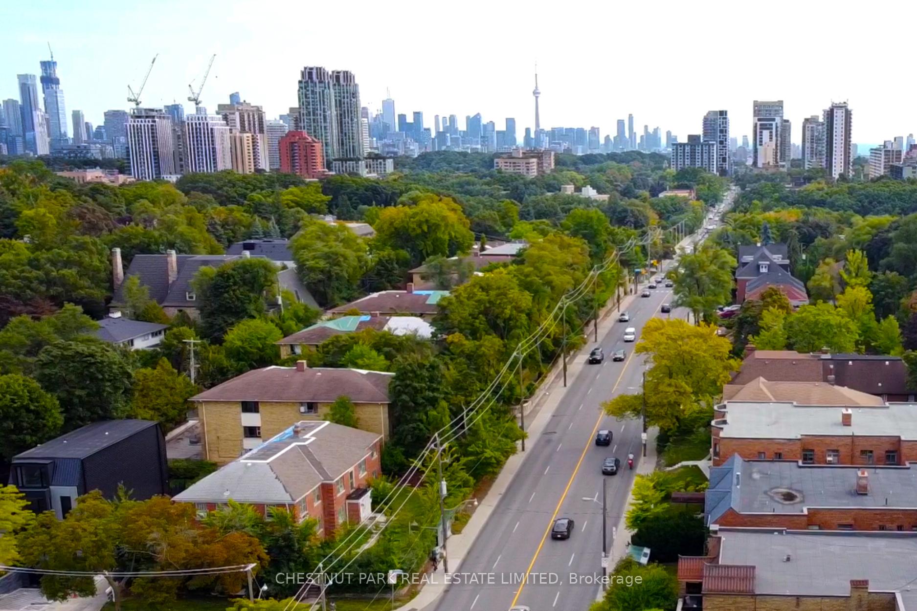 1648 Bathurst Street 5