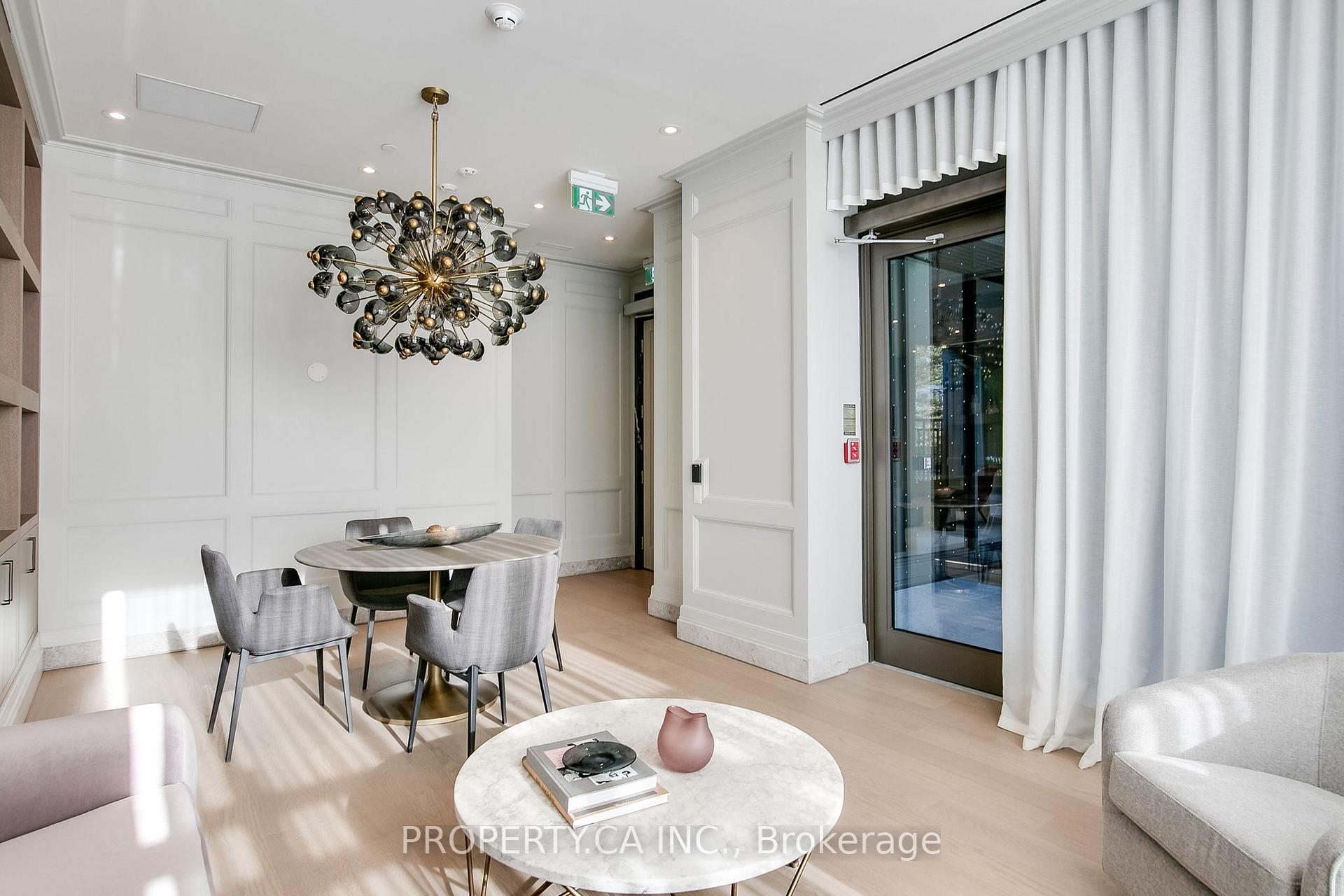 10 Prince Arthur Avenue 403