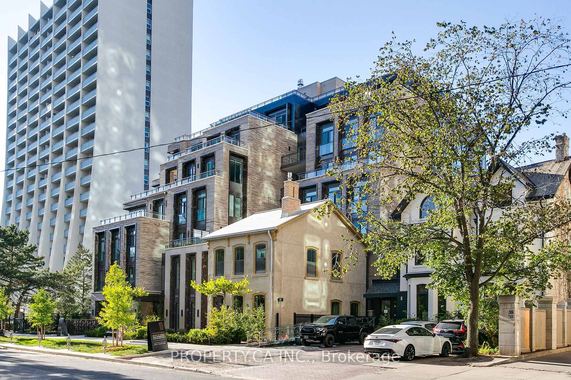 10 Prince Arthur Avenue 403