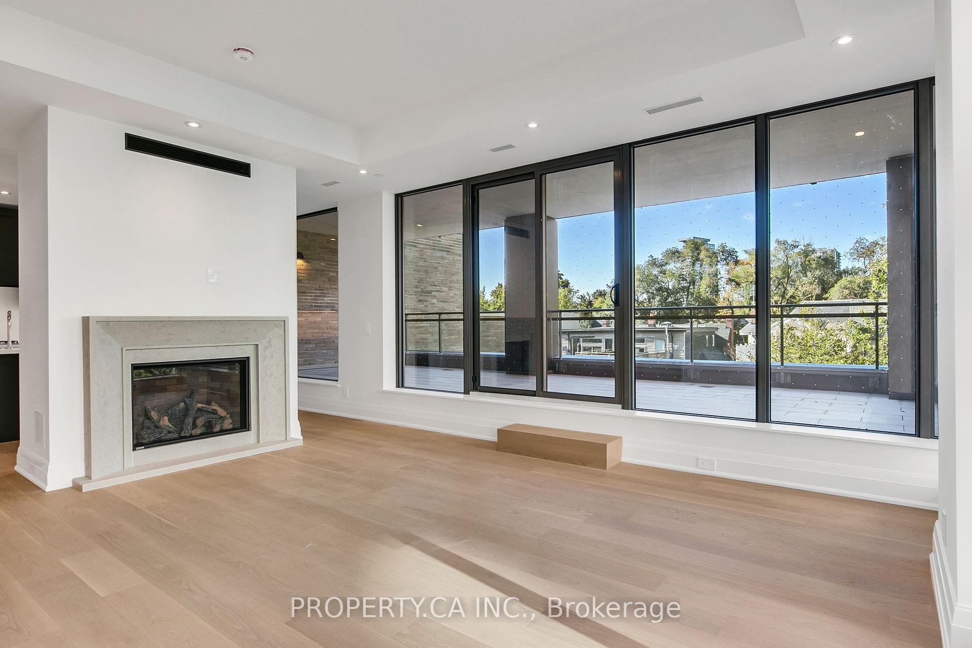 10 Prince Arthur Avenue 403