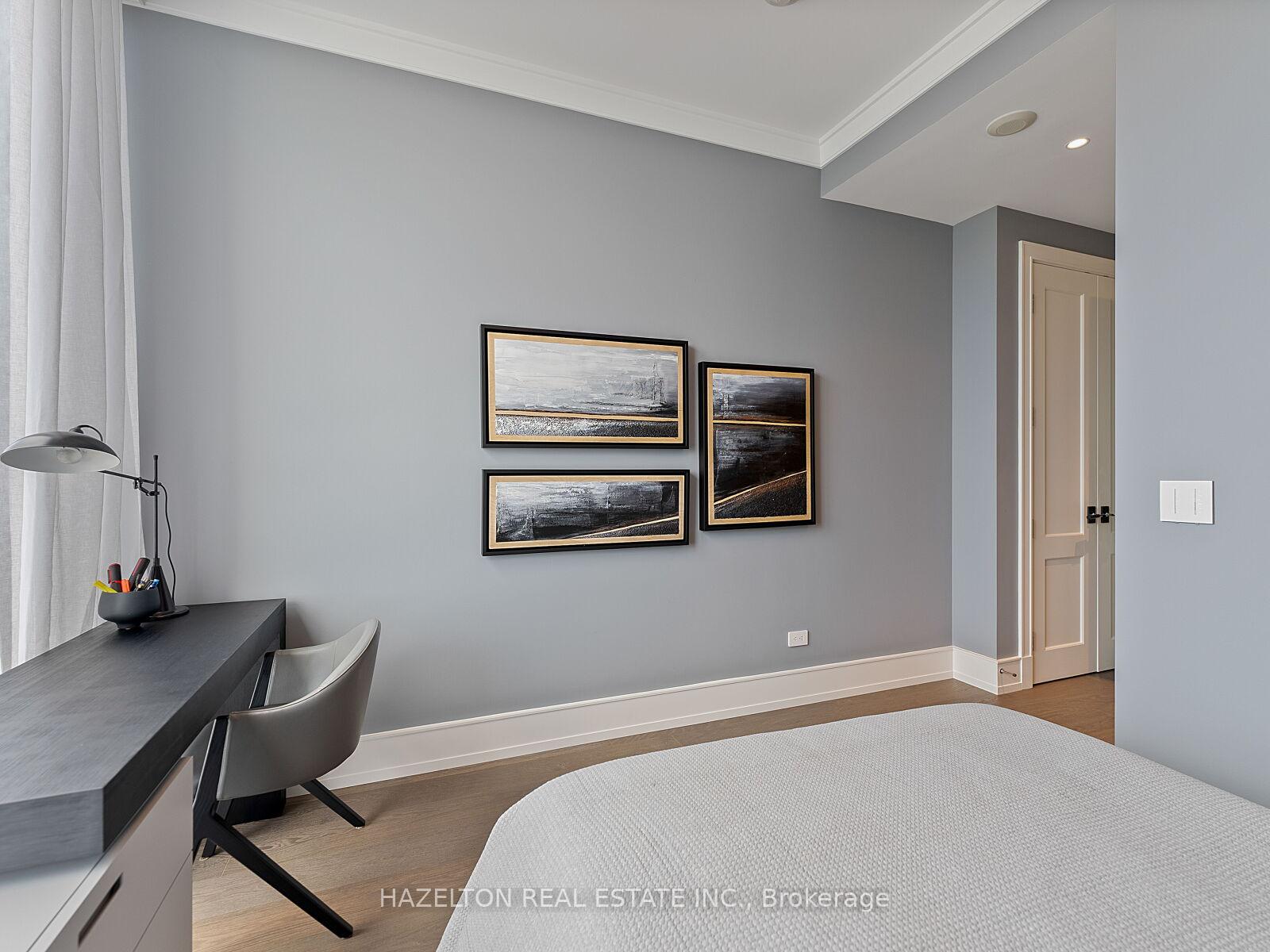 183 Wellington Street W 4006