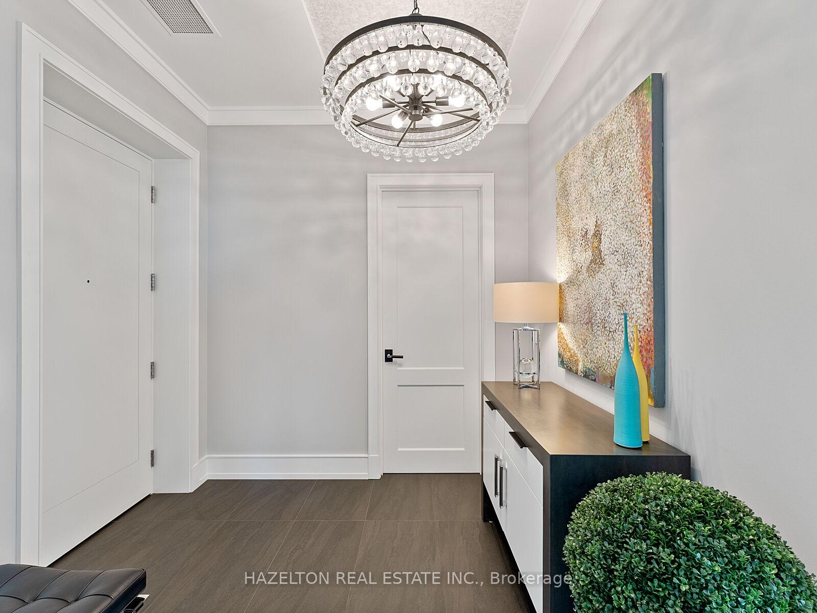 183 Wellington Street W 4006