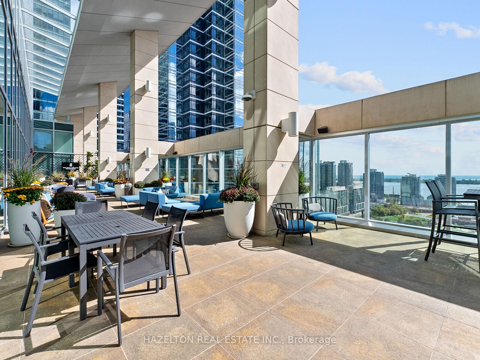 183 Wellington Street W 4006