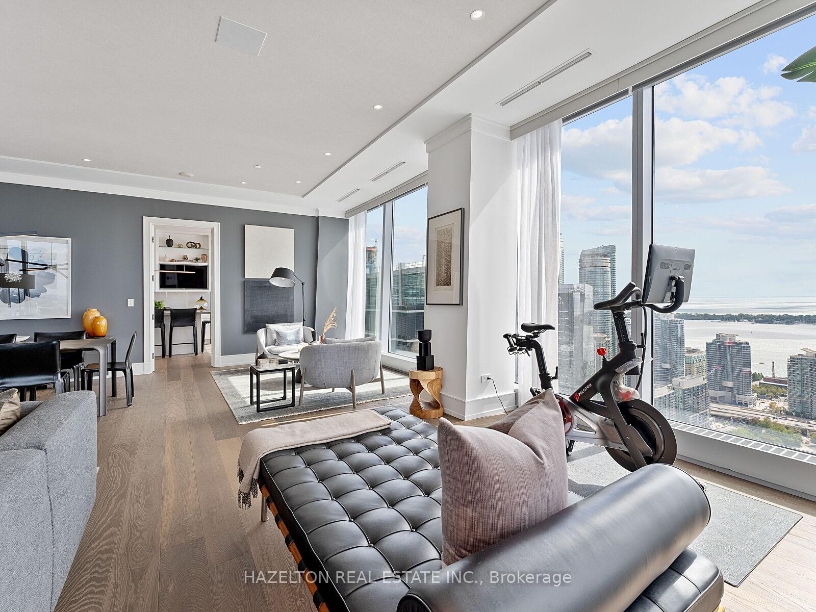 183 Wellington Street W 4006