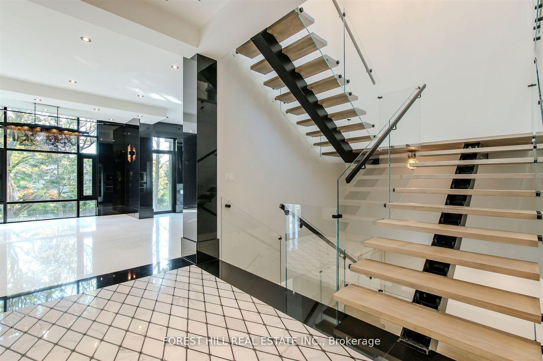 505 Russell Hill Road