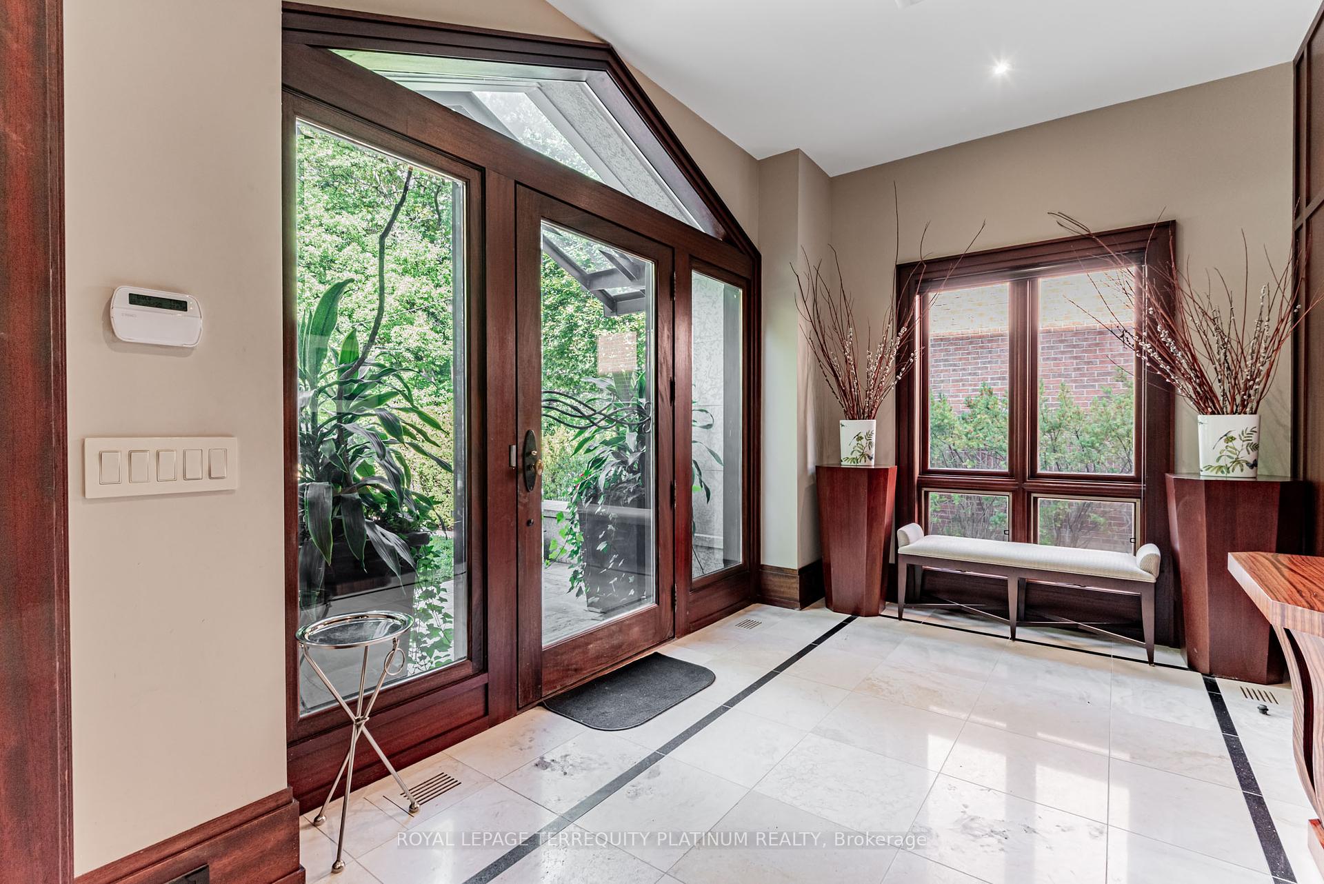 177 Roxborough Drive