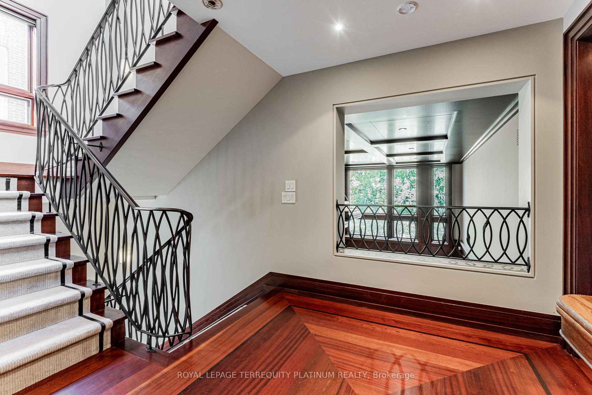 177 Roxborough Drive