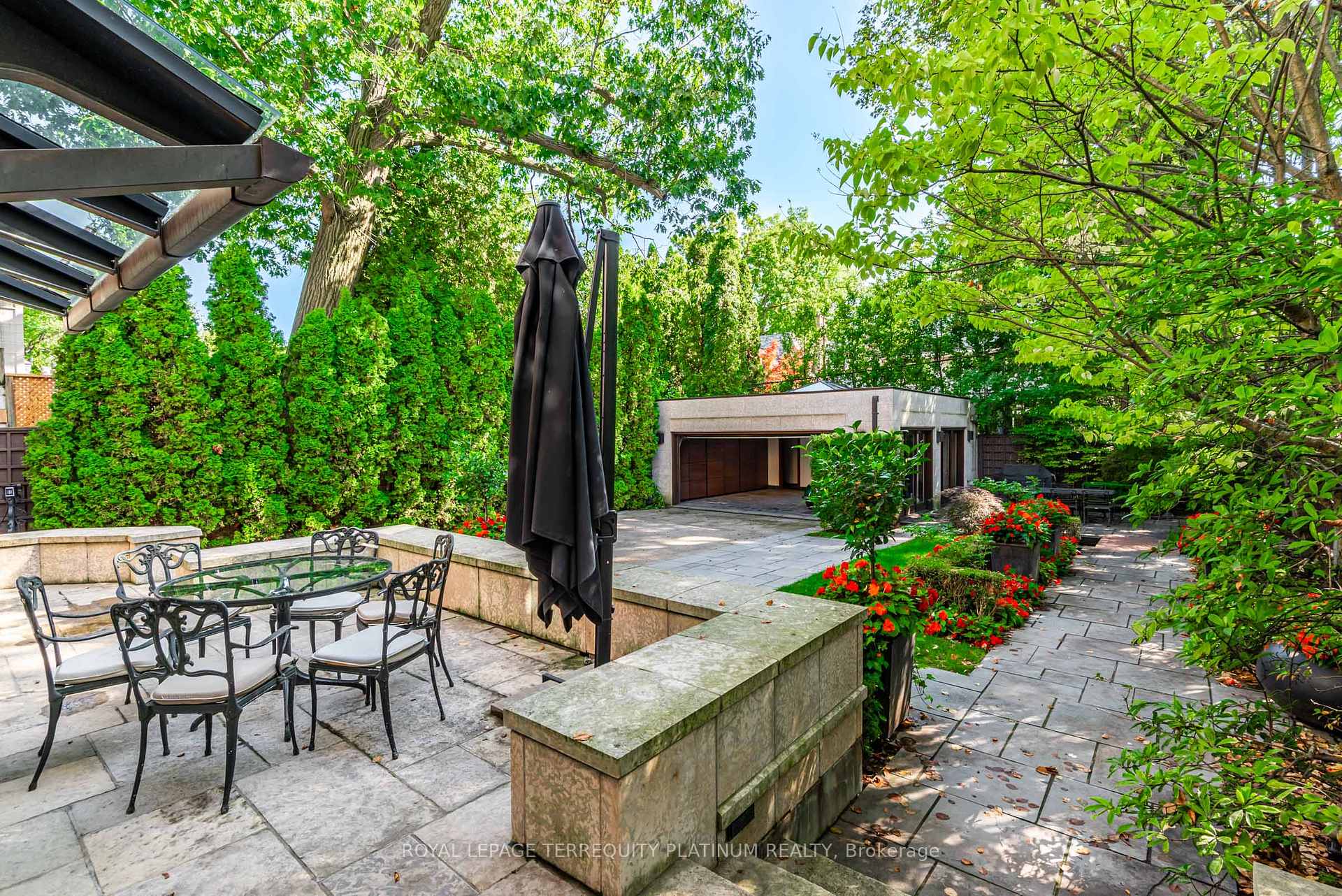 177 Roxborough Drive