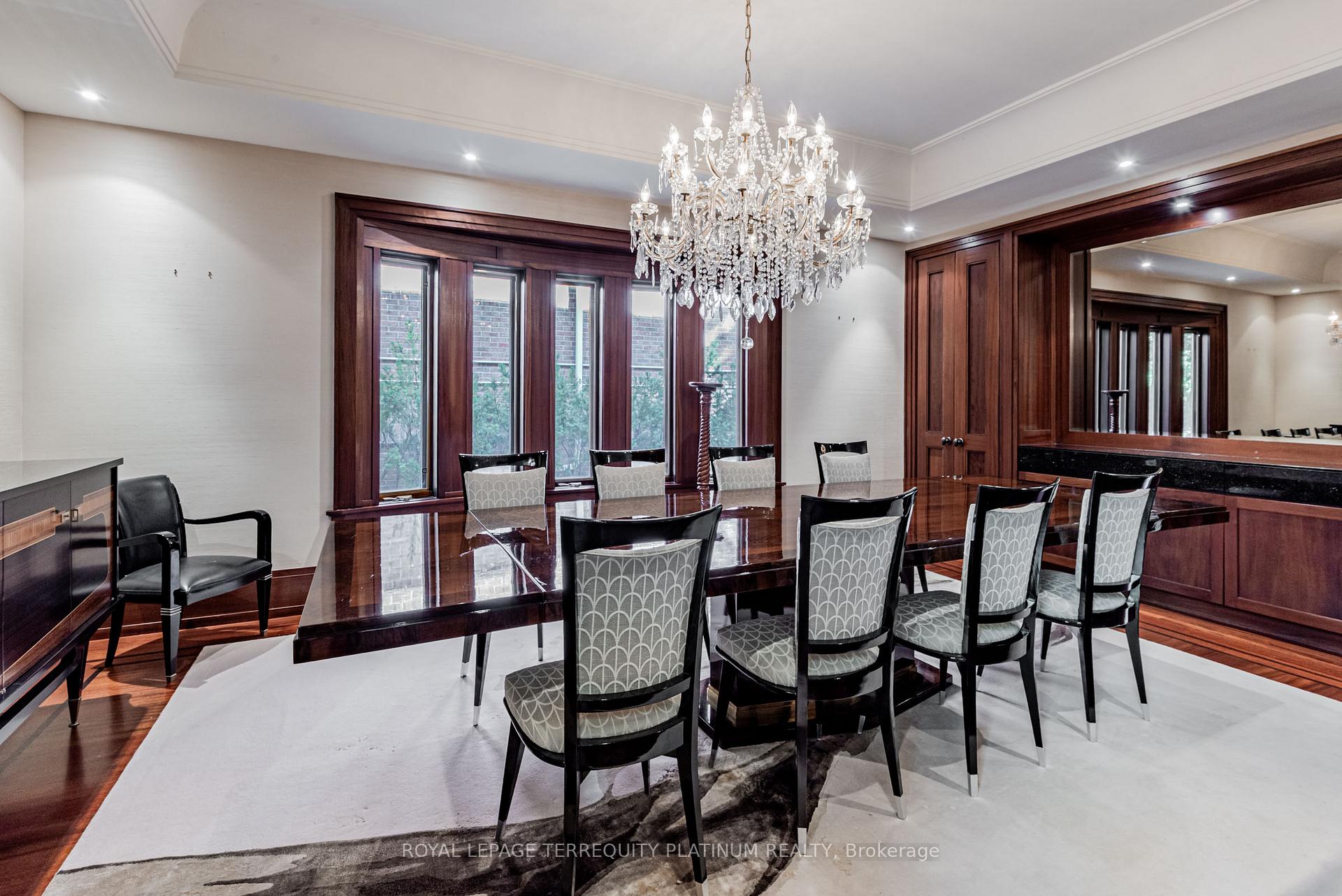 177 Roxborough Drive