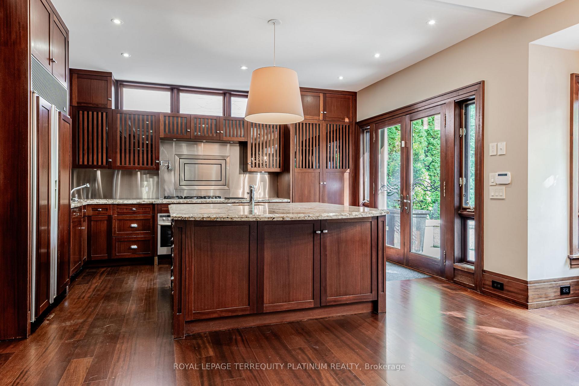 177 Roxborough Drive