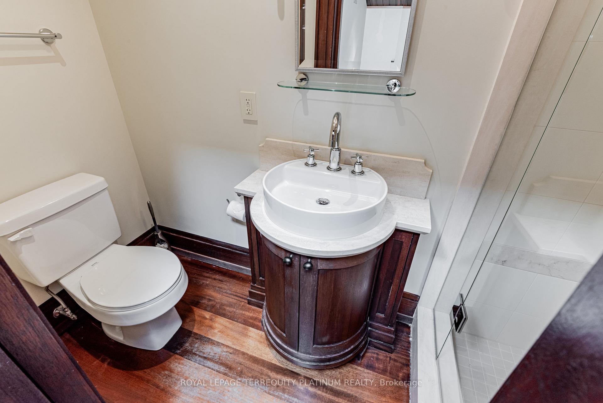 177 Roxborough Drive