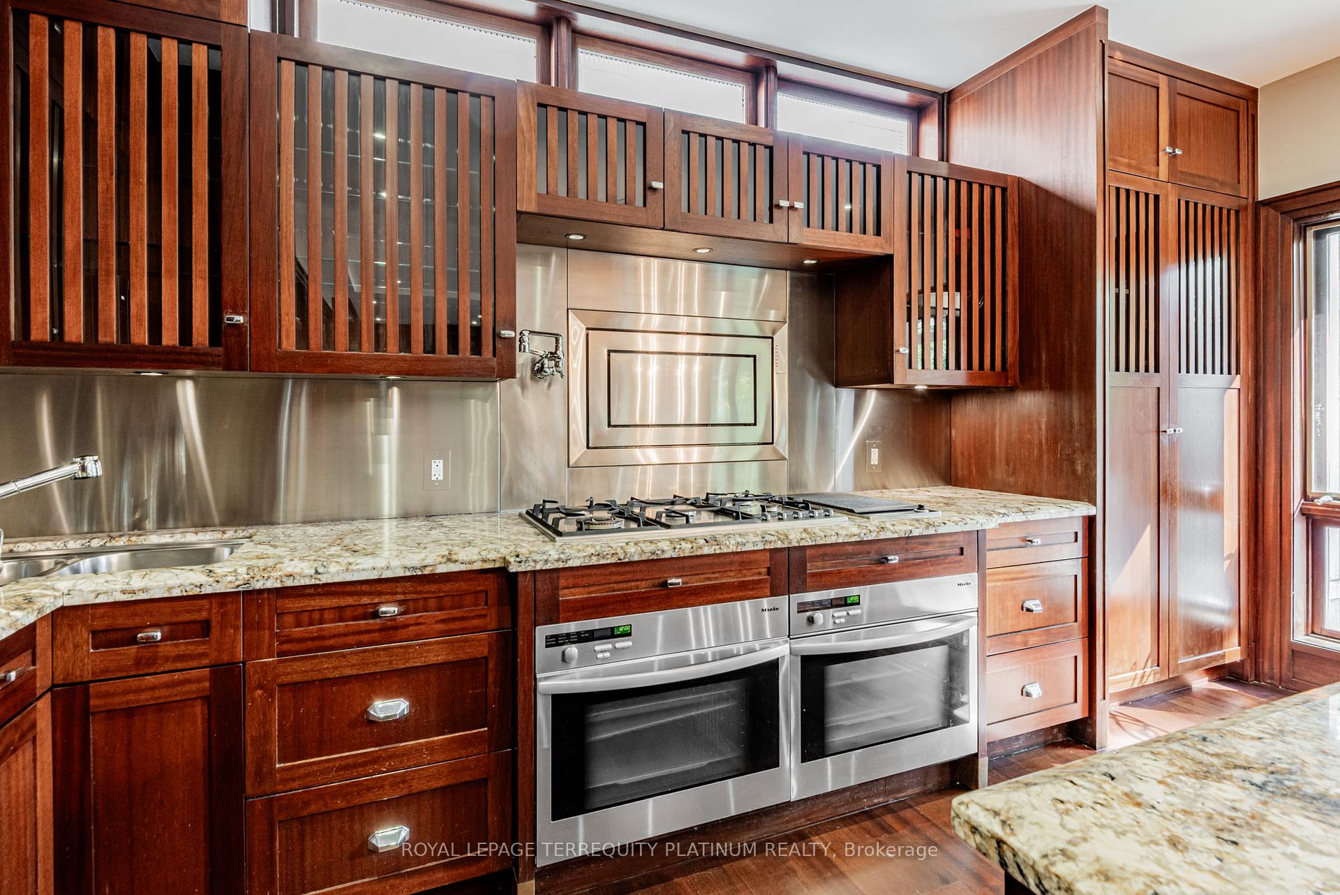 177 Roxborough Drive