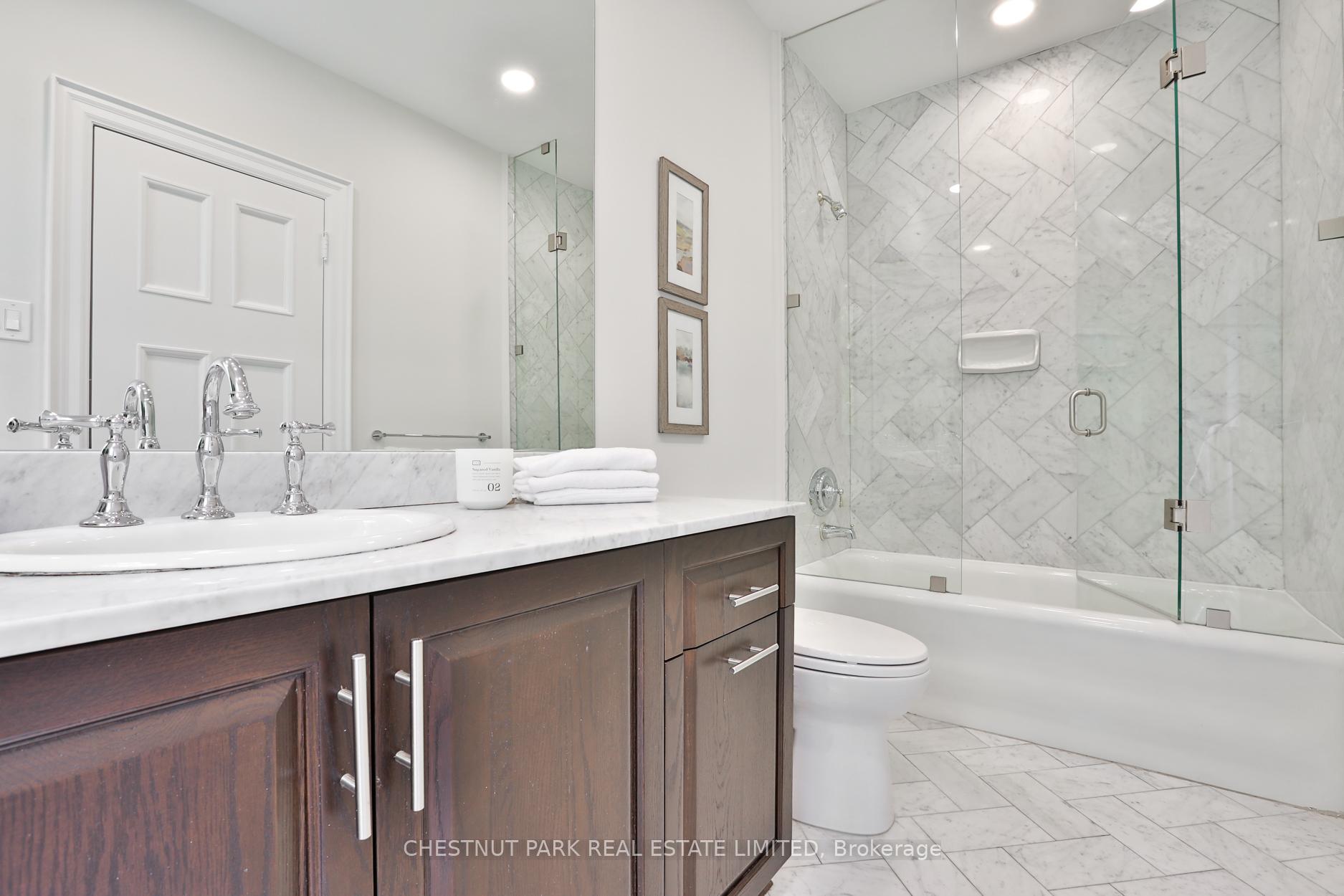 121 Roxborough Drive