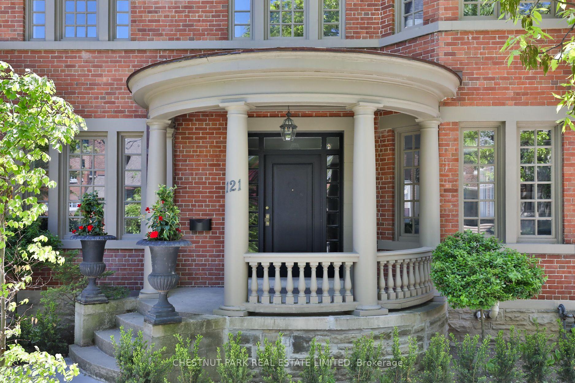 121 Roxborough Drive