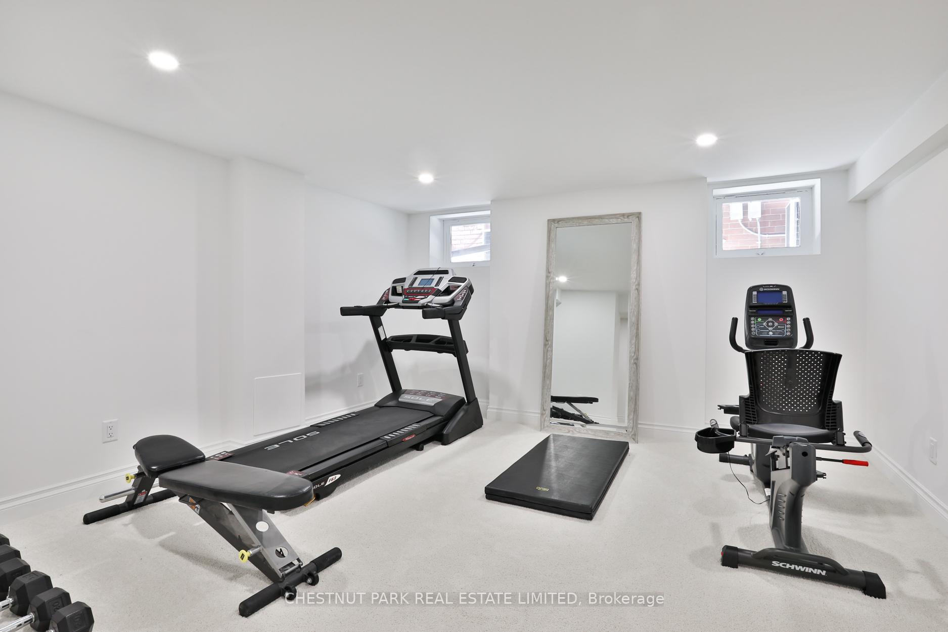 121 Roxborough Drive