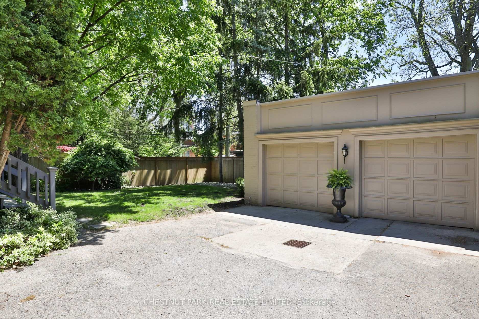 121 Roxborough Drive