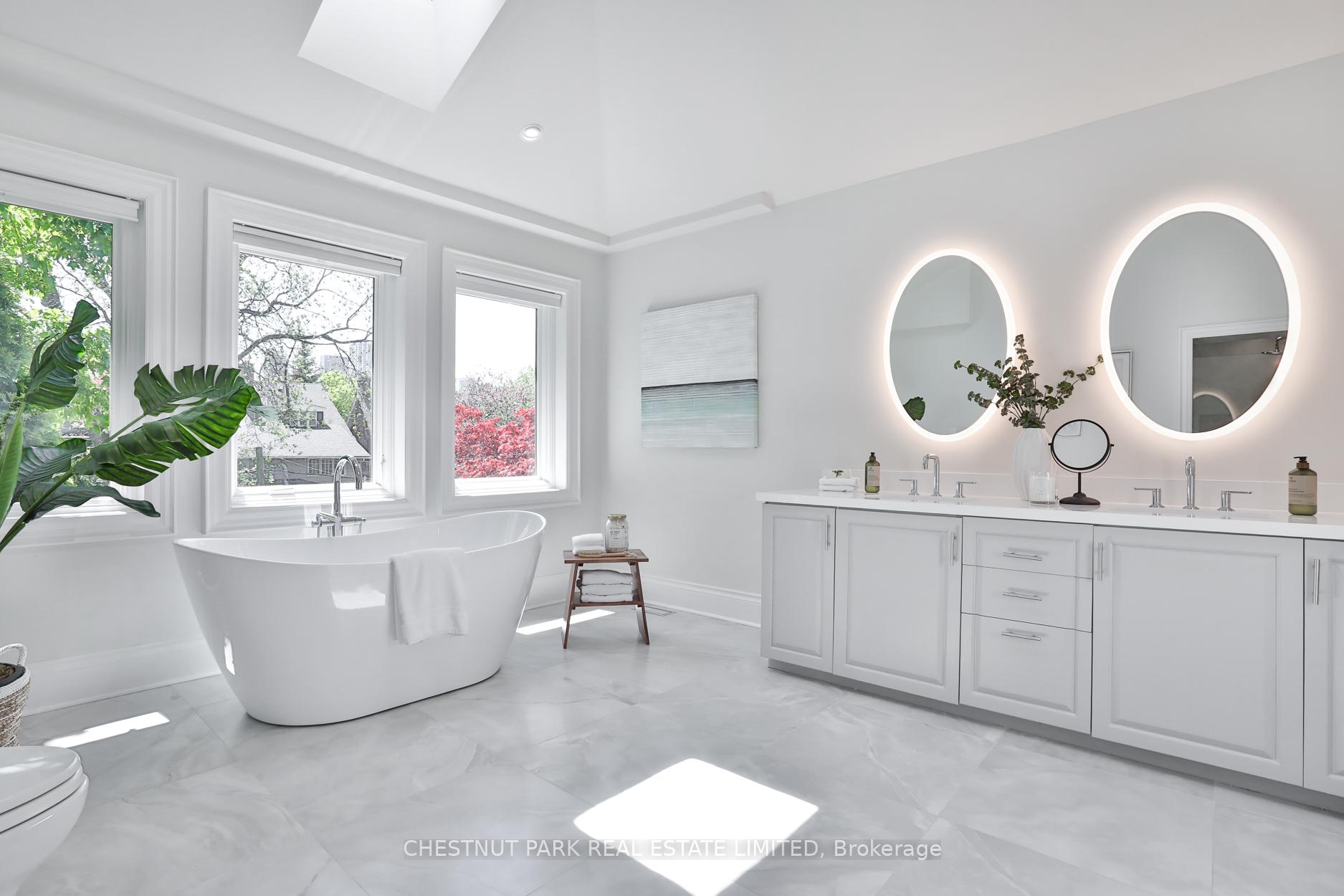 121 Roxborough Drive