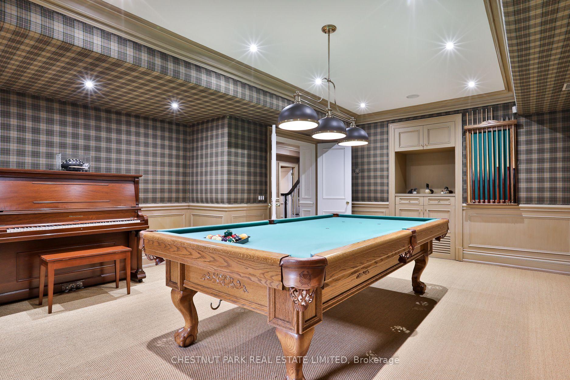 170 Roxborough Drive